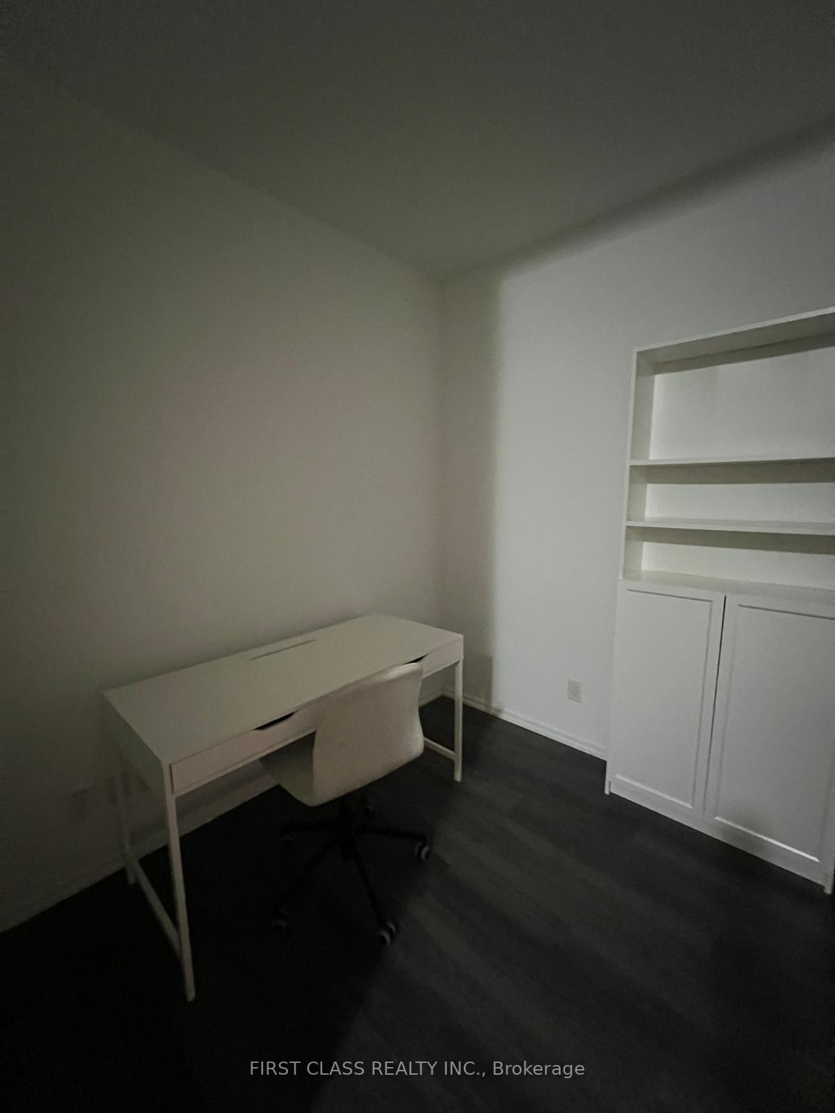 Photo 10 of Unit 908, 70 Temperance Street, Toronto, Bay Street Corridor — HOMEH