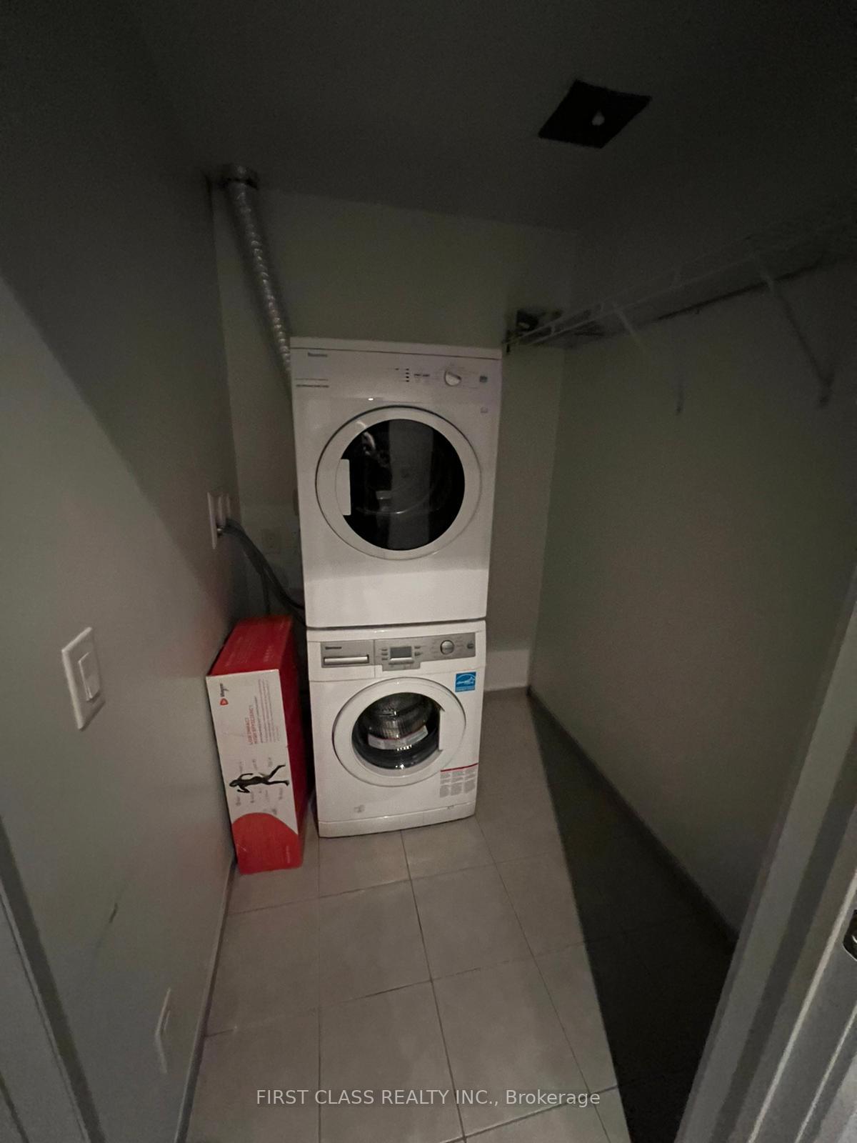 Photo 11 of Unit 908, 70 Temperance Street, Toronto, Bay Street Corridor — HOMEH