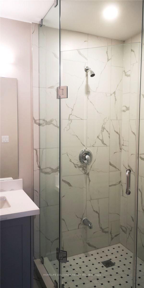 Photo 7 of 30 Heatherside Main Fl Drive, Scarborough, L'Amoreaux — HOMEH