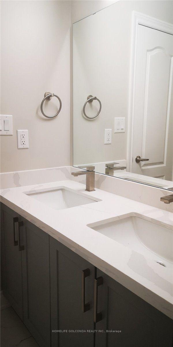 Photo 10 of 30 Heatherside Main Fl Drive, Scarborough, L'Amoreaux — HOMEH