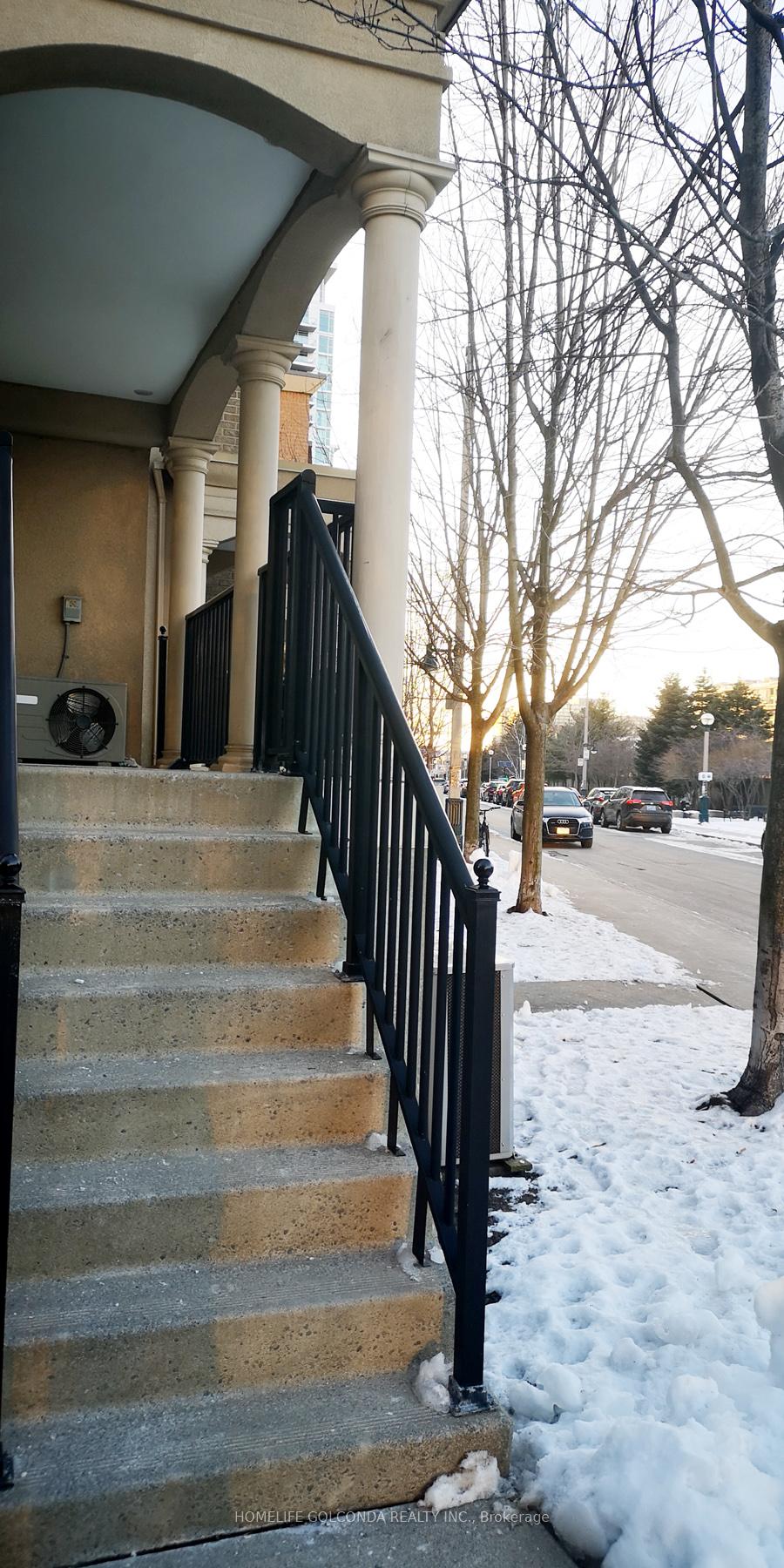 Photo 2 of Unit 301, 30 Western Battery Road, Toronto, Niagara — HOMEH