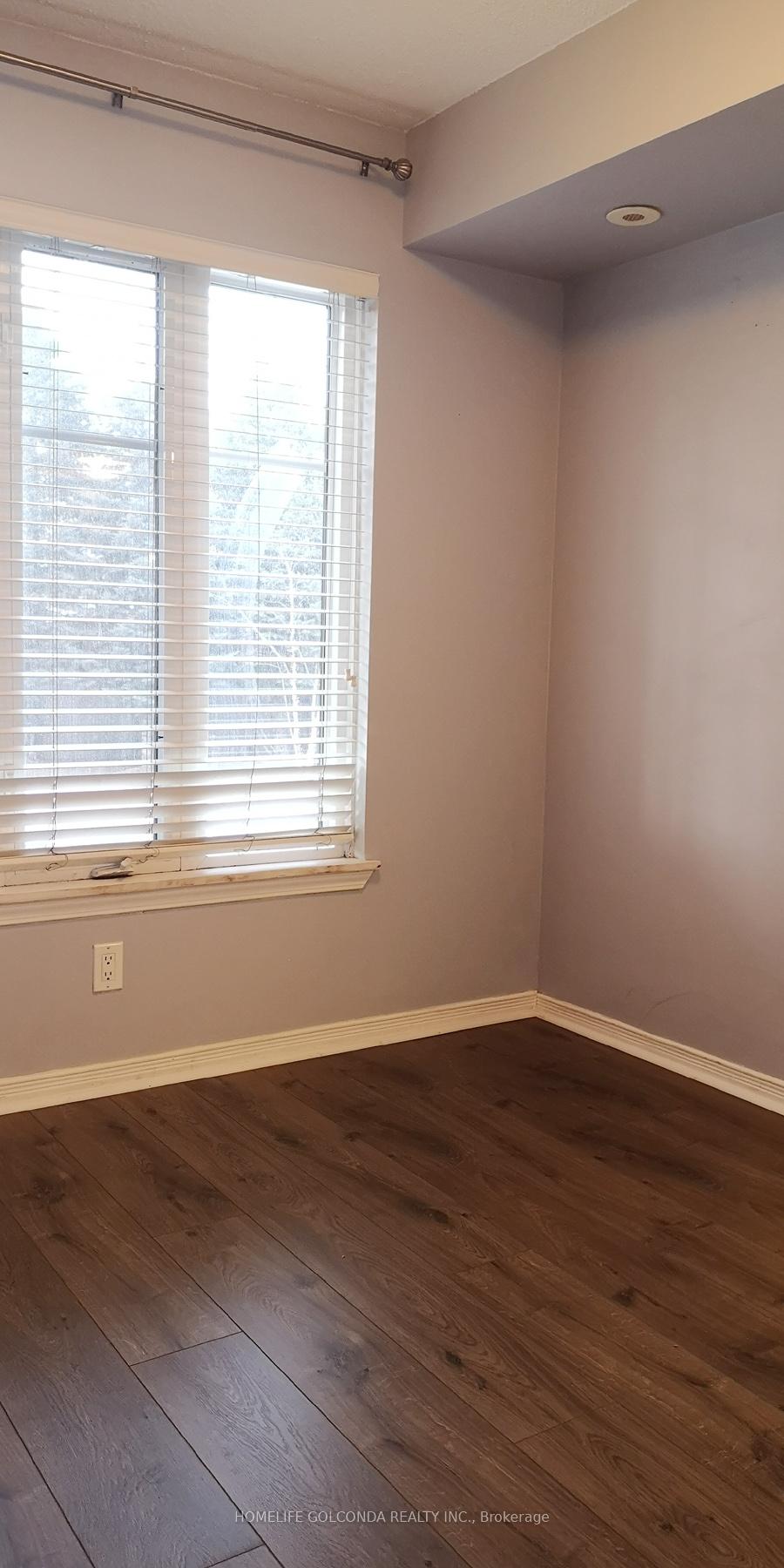 Photo 11 of Unit 301, 30 Western Battery Road, Toronto, Niagara — HOMEH