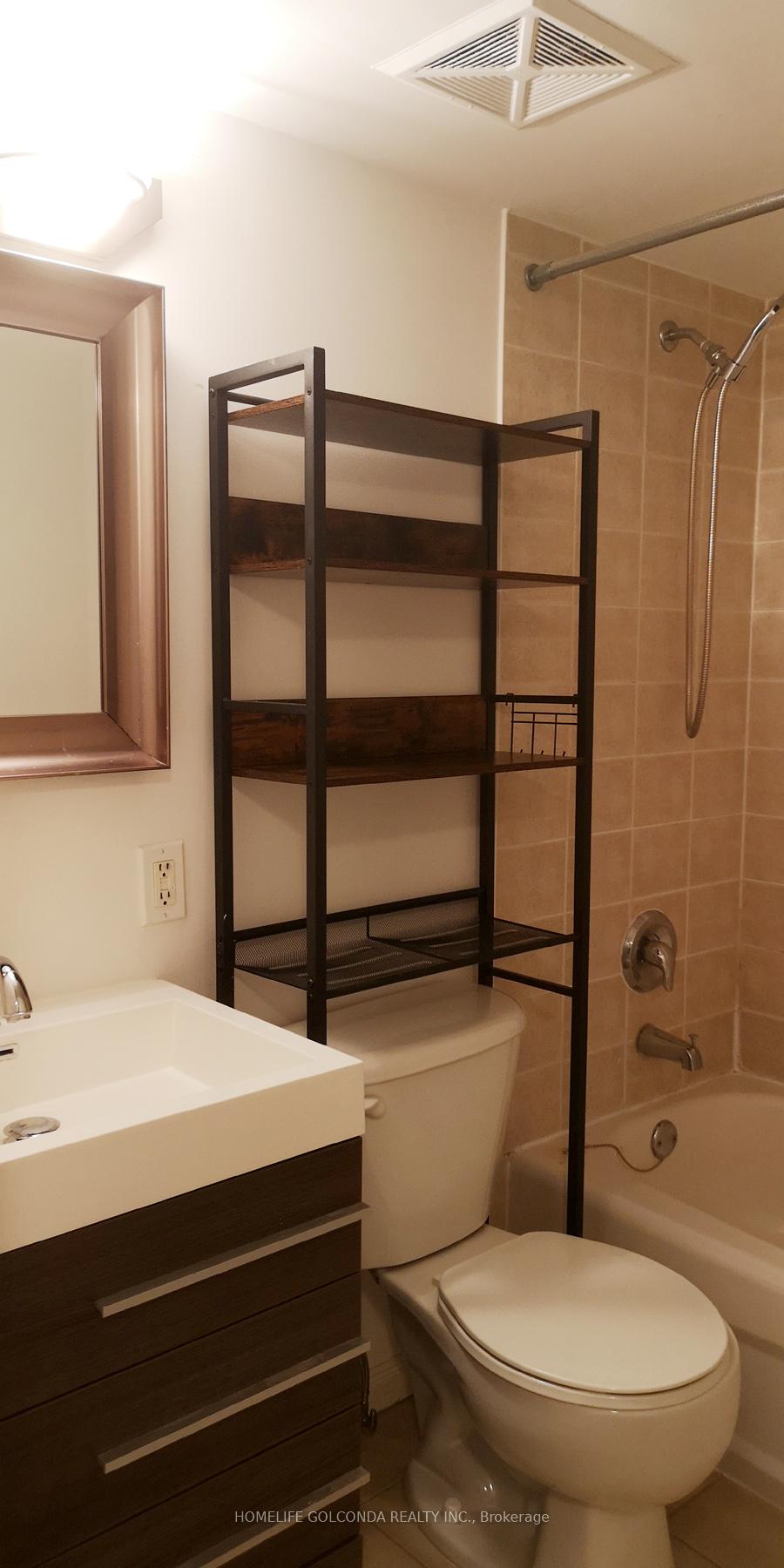 Photo 13 of Unit 301, 30 Western Battery Road, Toronto, Niagara — HOMEH