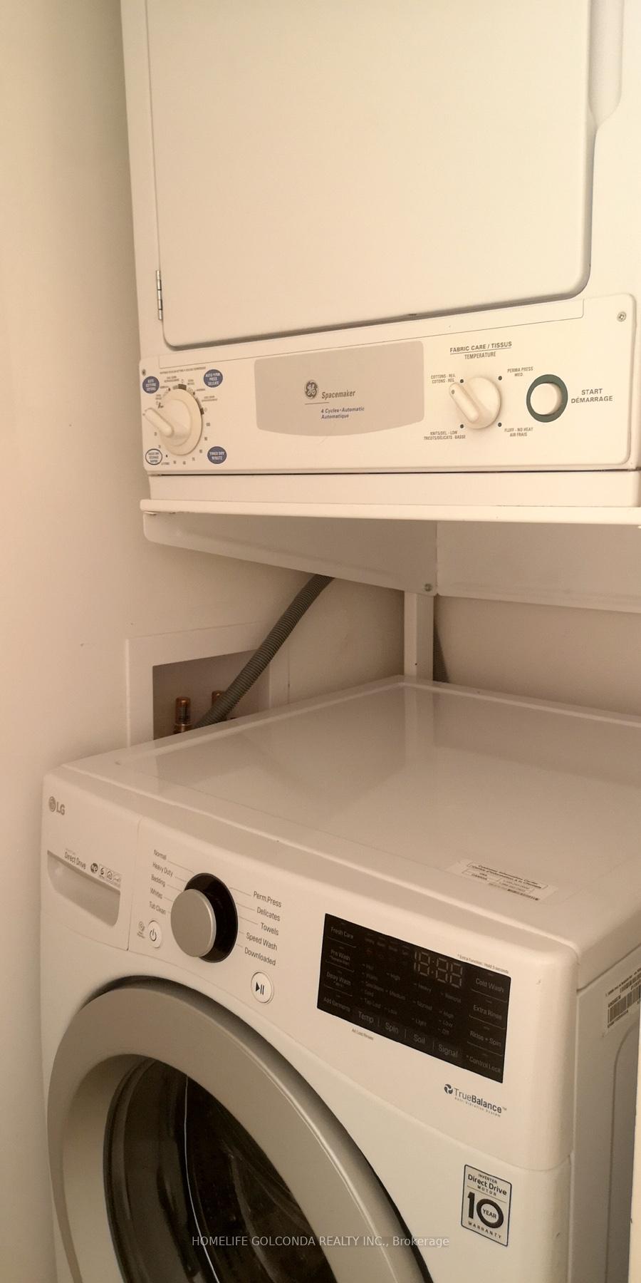 Photo 14 of Unit 301, 30 Western Battery Road, Toronto, Niagara — HOMEH
