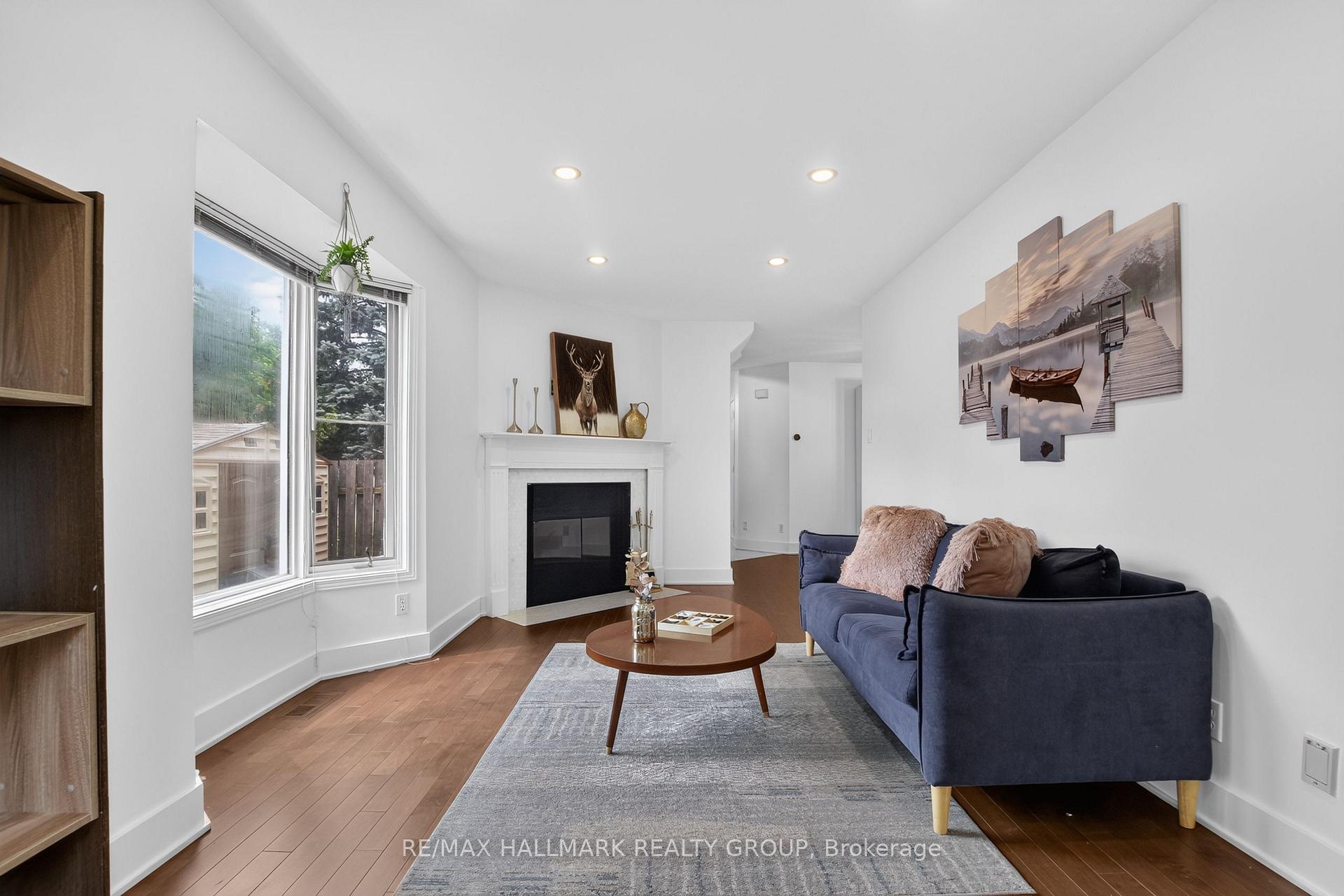 Photo 14 of 23 Whitegate Crescent, Ottawa, Barrhaven - Longfields — HOMEH