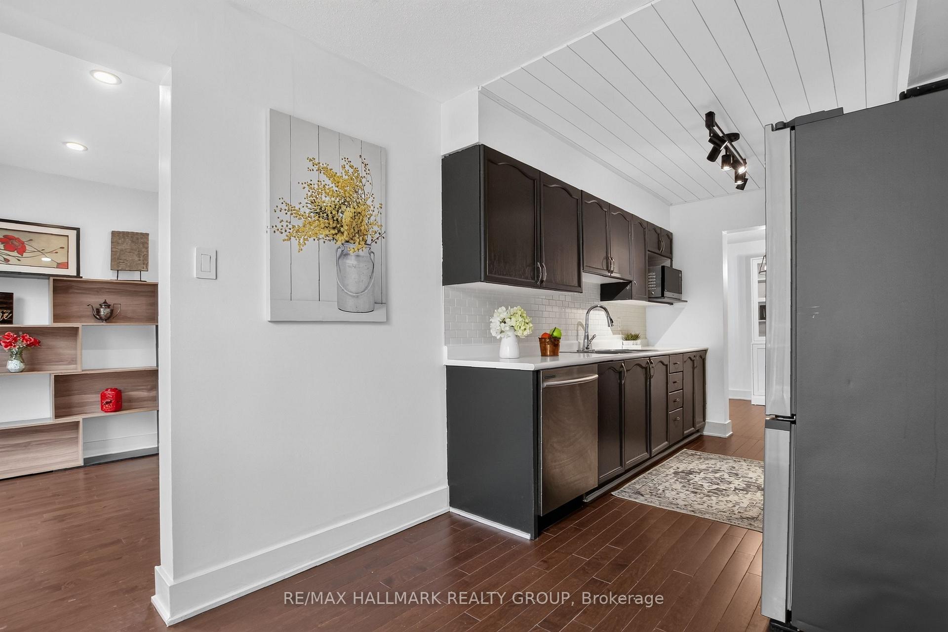 Photo 18 of 23 Whitegate Crescent, Ottawa, Barrhaven - Longfields — HOMEH