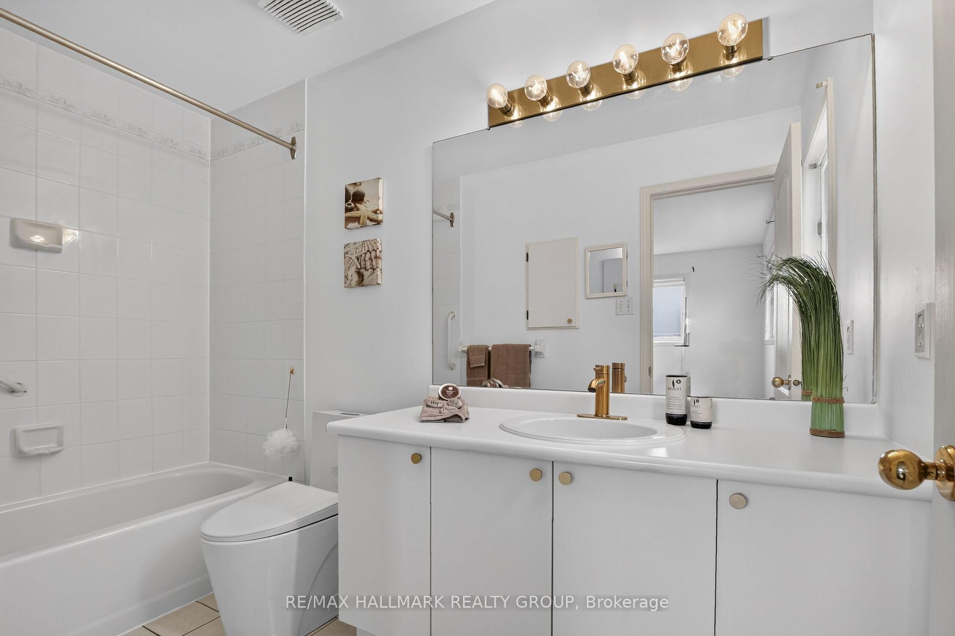 Photo 31 of 23 Whitegate Crescent, Ottawa, Barrhaven - Longfields — HOMEH