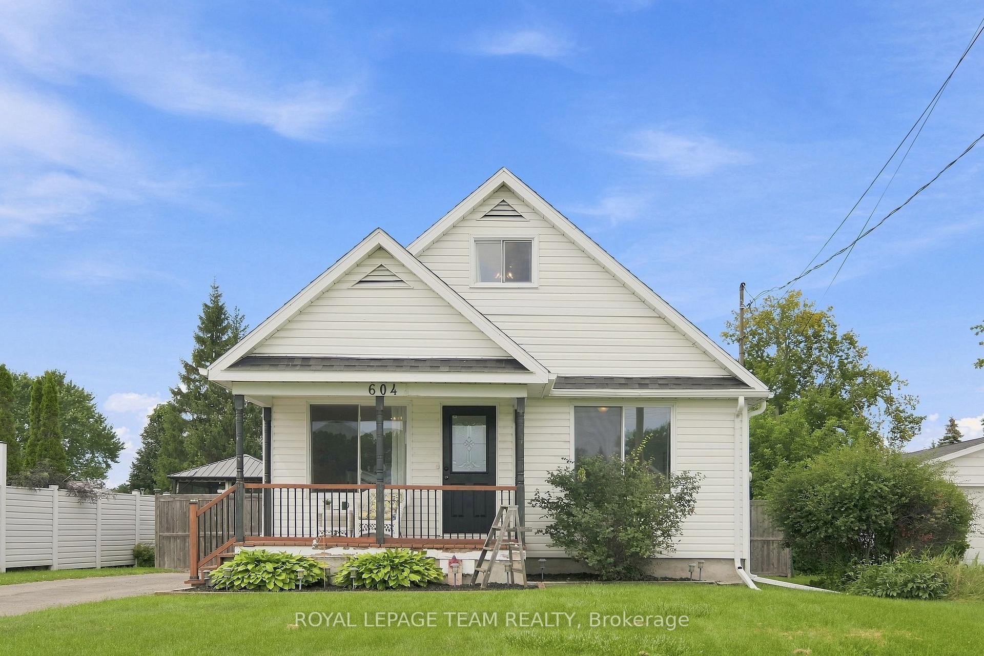 Photo 2 of 604 County Road 2, Edwardsburgh/Cardinal, Town of Cardinal — HOMEH
