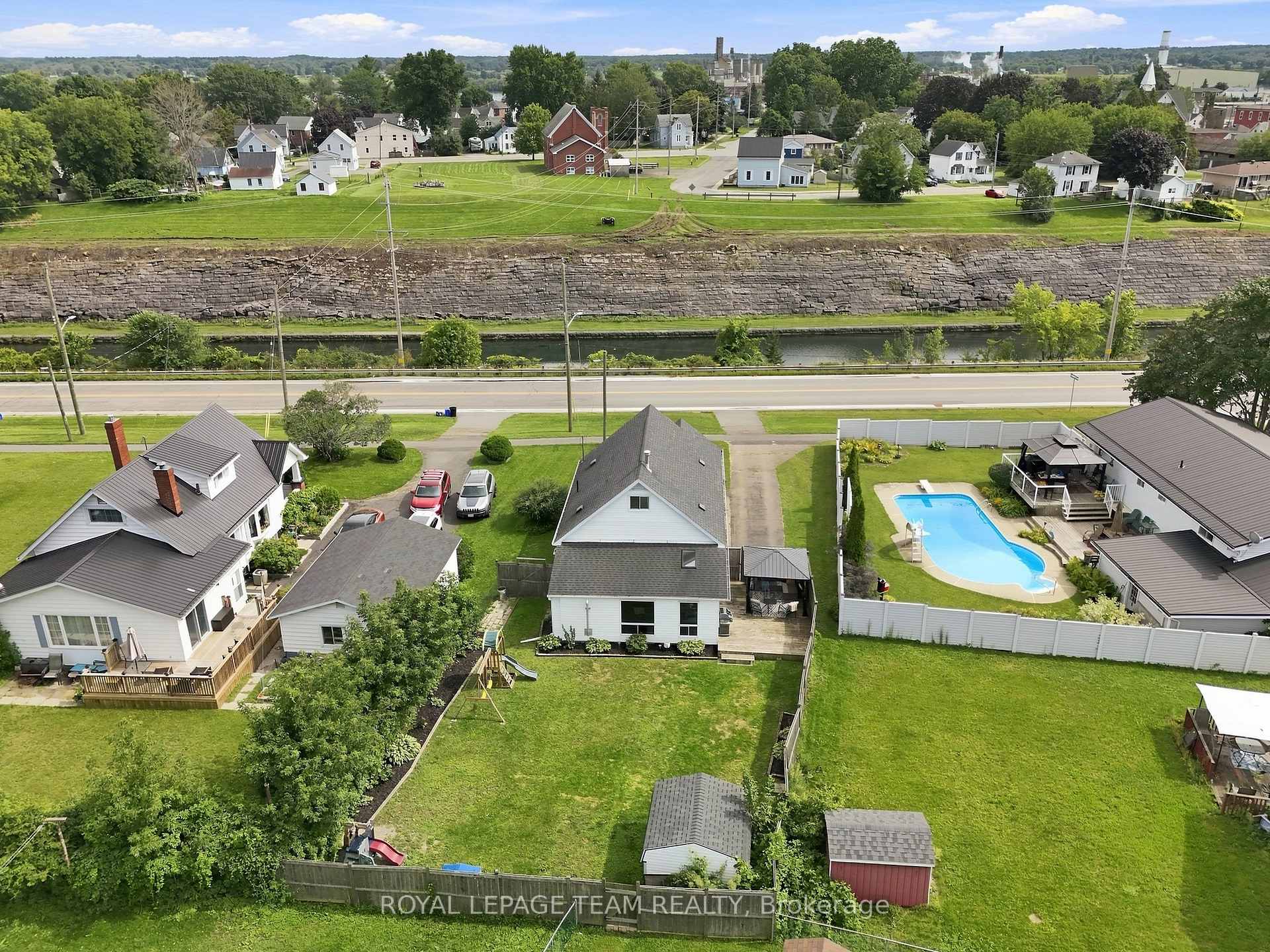 Photo 36 of 604 County Road 2, Edwardsburgh/Cardinal, Town of Cardinal — HOMEH