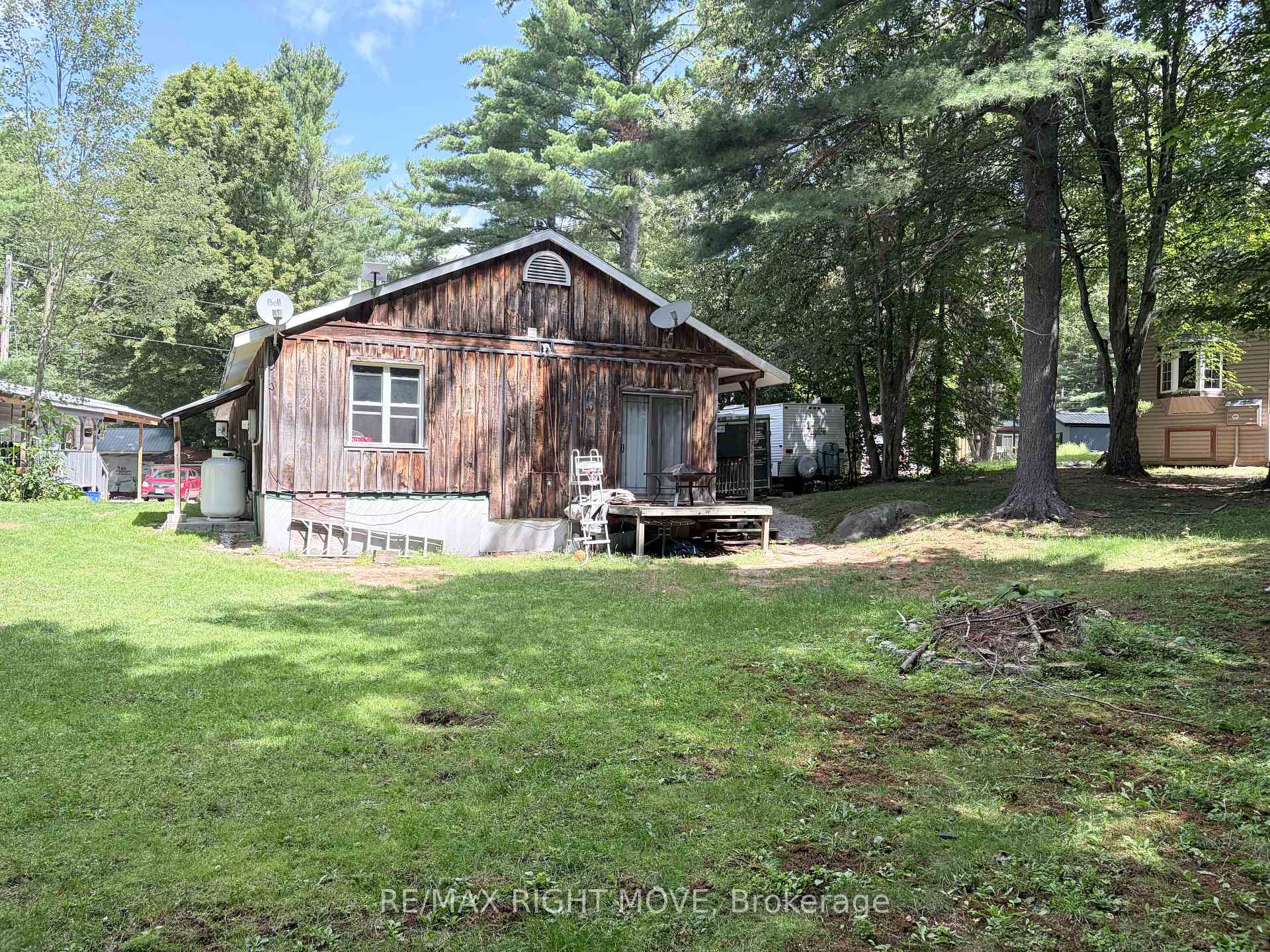 Photo 24 of 1062 4 Seasons Road, Gravenhurst, Morrison — HOMEH