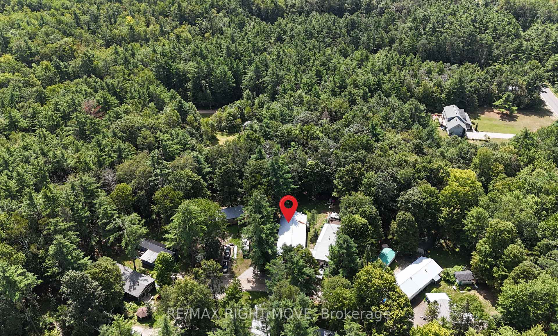 Photo 28 of 1062 4 Seasons Road, Gravenhurst, Morrison — HOMEH