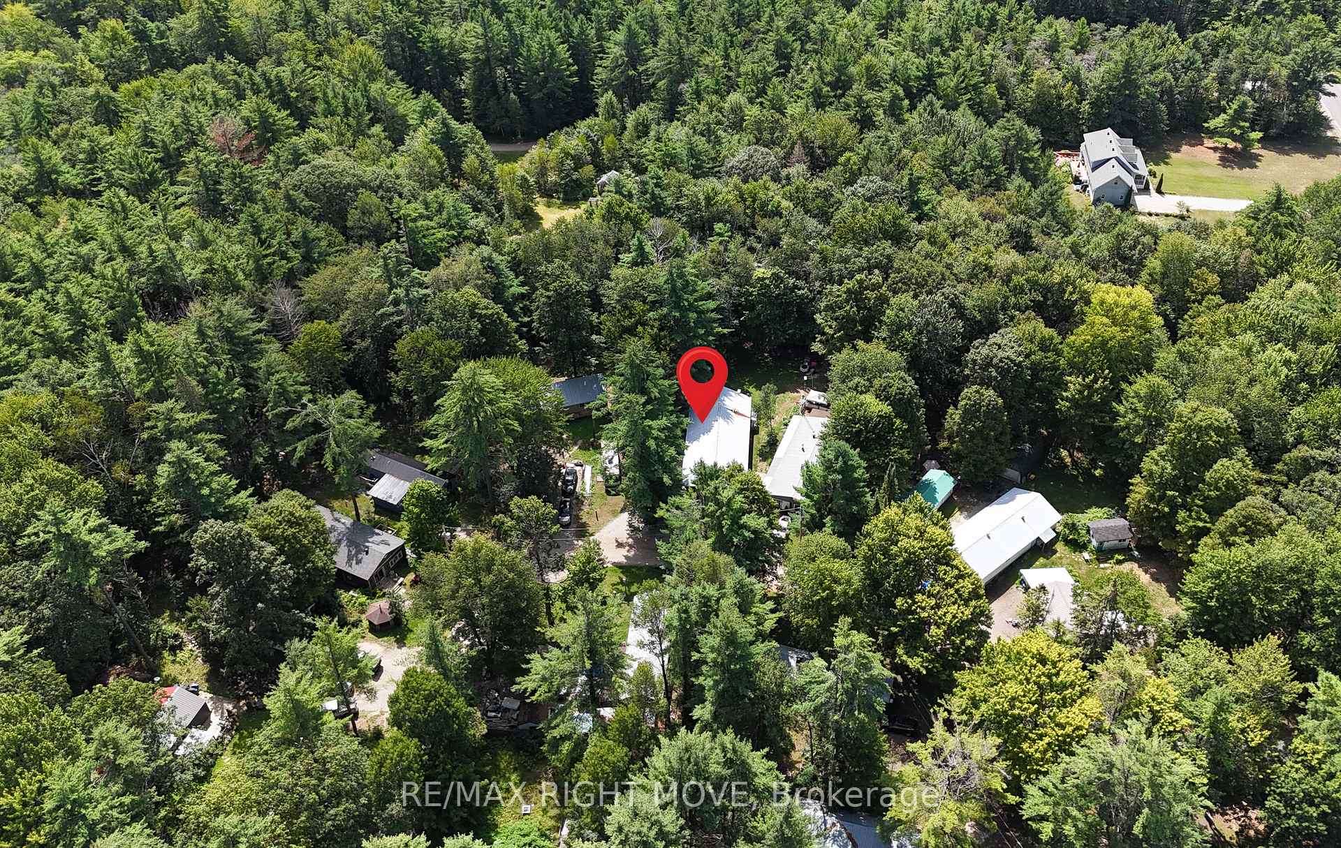 Photo 29 of 1062 4 Seasons Road, Gravenhurst, Morrison — HOMEH