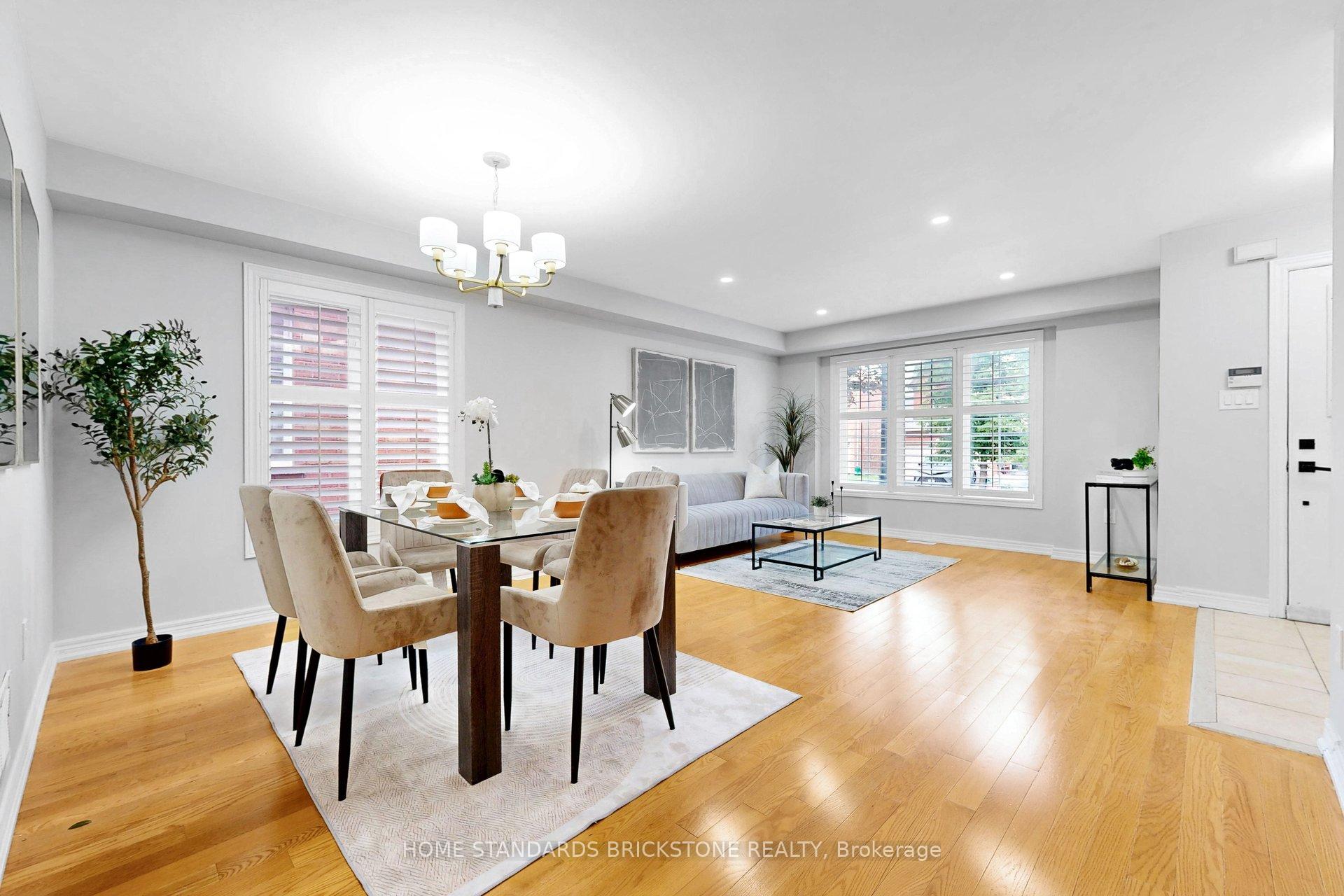 Photo 11 of 4 Apollo Drive, Richmond Hill, Jefferson — HOMEH