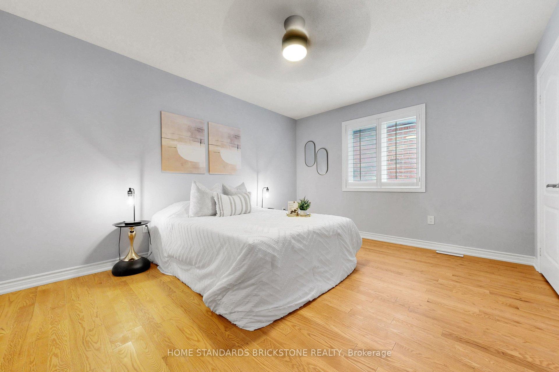 Photo 27 of 4 Apollo Drive, Richmond Hill, Jefferson — HOMEH