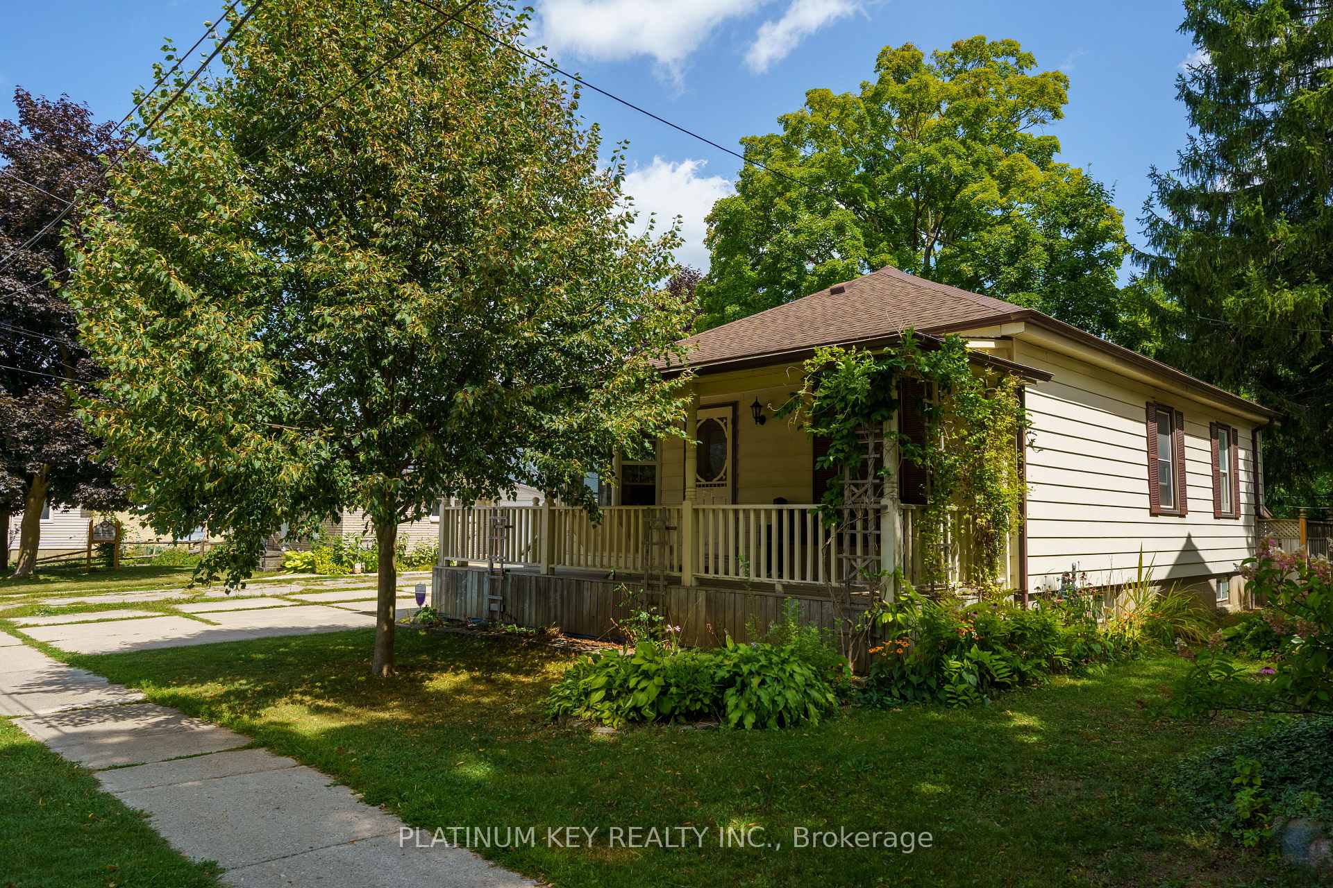 Photo 2 of 90 Andrew Street, South Huron, Exeter — HOMEH