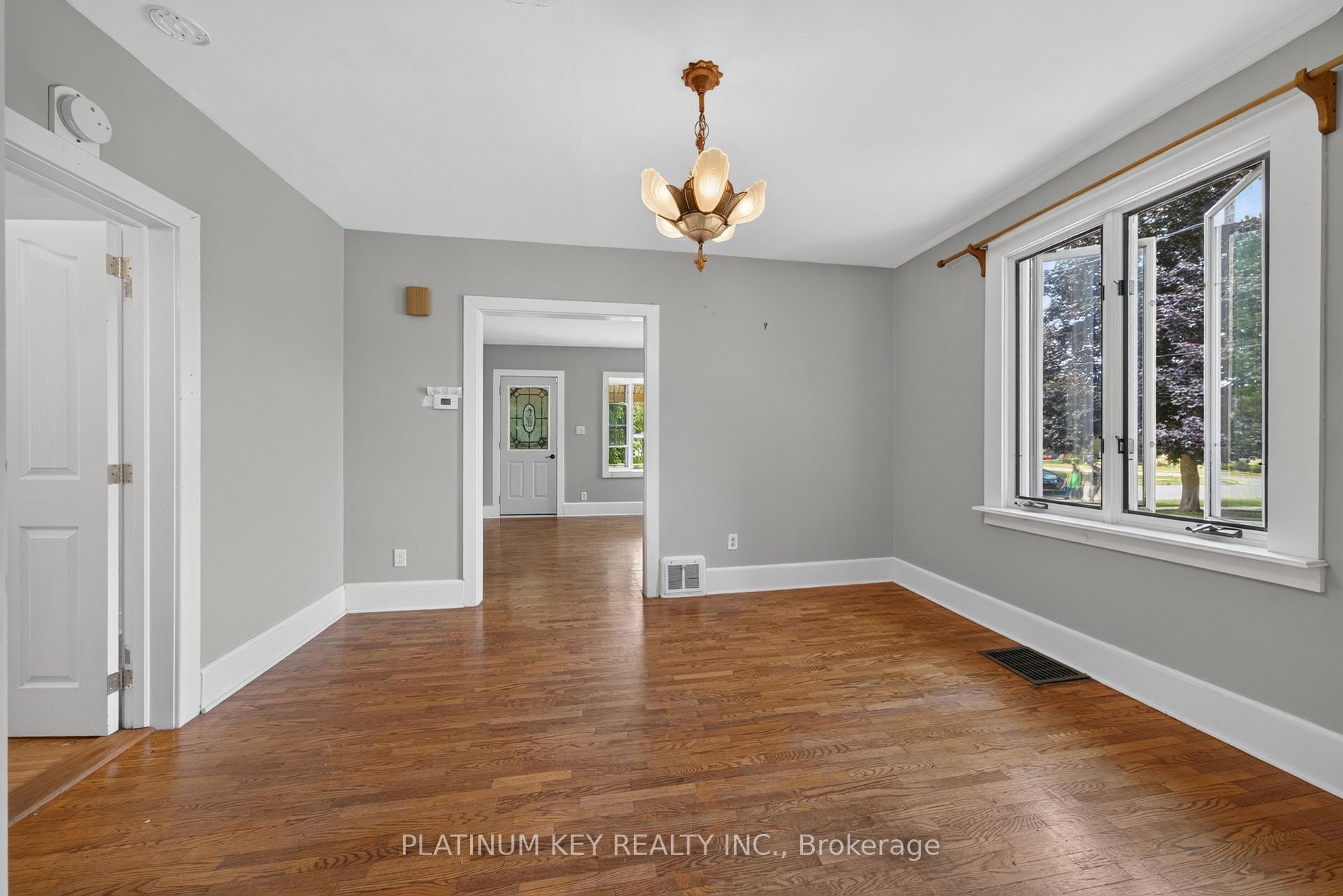 Photo 9 of 90 Andrew Street, South Huron, Exeter — HOMEH