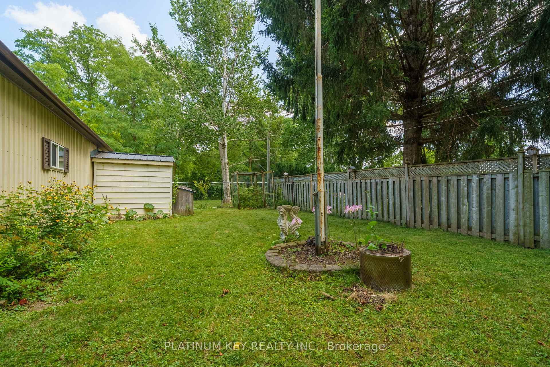 Photo 33 of 90 Andrew Street, South Huron, Exeter — HOMEH