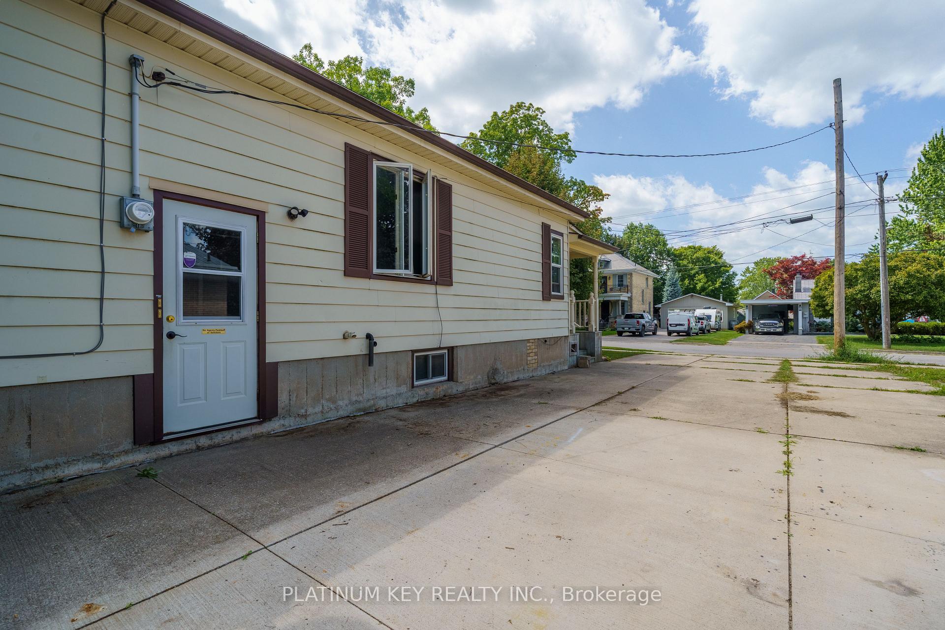 Photo 39 of 90 Andrew Street, South Huron, Exeter — HOMEH