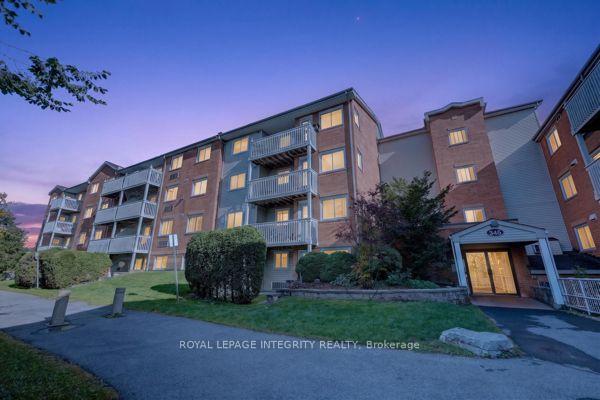 Photo 3 of Unit 404, 345 Centrum Boulevard, Ottawa, Bilberry Creek/Queenswood Heights — HOMEH