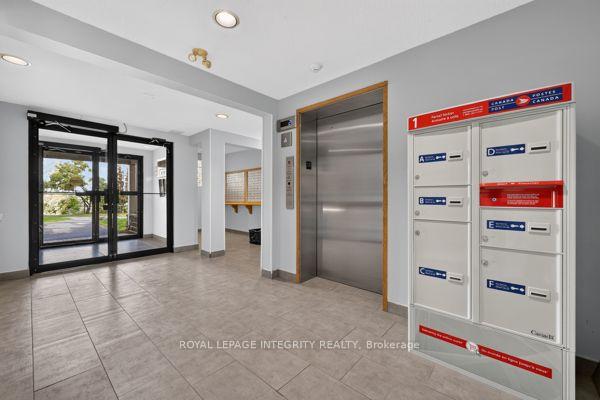Photo 5 of Unit 404, 345 Centrum Boulevard, Ottawa, Bilberry Creek/Queenswood Heights — HOMEH
