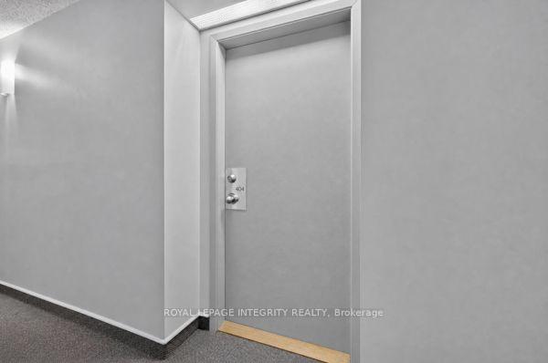 Photo 6 of Unit 404, 345 Centrum Boulevard, Ottawa, Bilberry Creek/Queenswood Heights — HOMEH