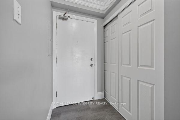 Photo 7 of Unit 404, 345 Centrum Boulevard, Ottawa, Bilberry Creek/Queenswood Heights — HOMEH