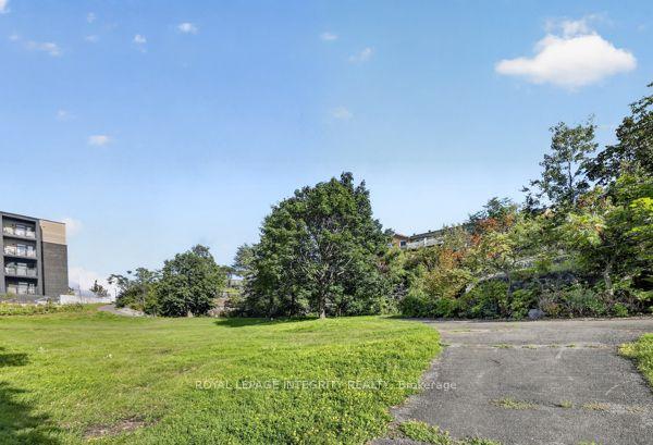 Photo 29 of Unit 404, 345 Centrum Boulevard, Ottawa, Bilberry Creek/Queenswood Heights — HOMEH