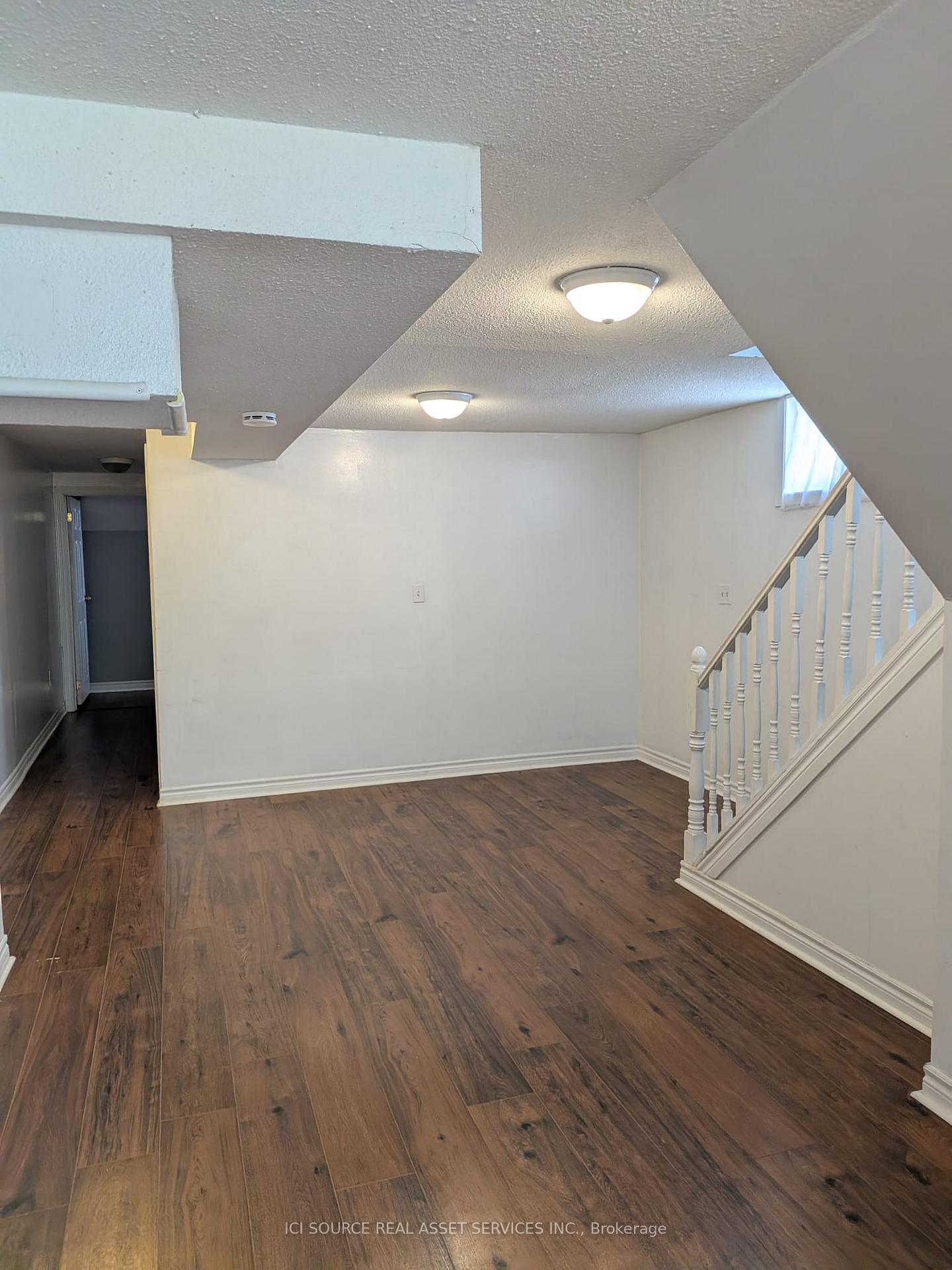 Photo 2 of Unit Lower, 61 Darlingside Drive, Scarborough, West Hill — HOMEH