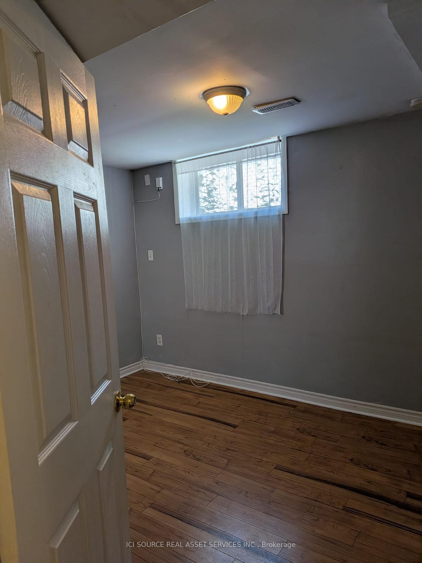 Photo 3 of Unit Lower, 61 Darlingside Drive, Scarborough, West Hill — HOMEH
