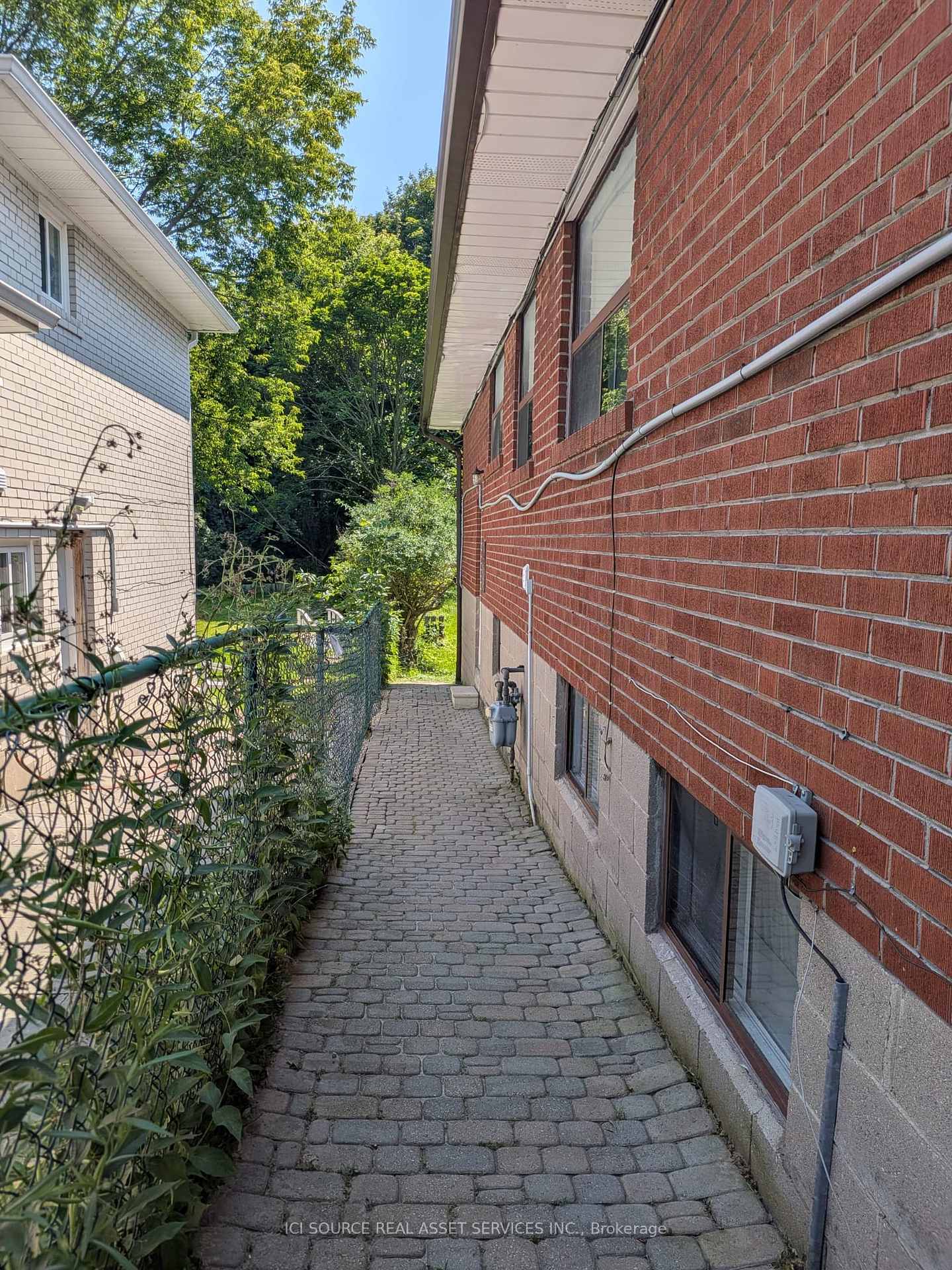 Photo 18 of Unit Lower, 61 Darlingside Drive, Scarborough, West Hill — HOMEH