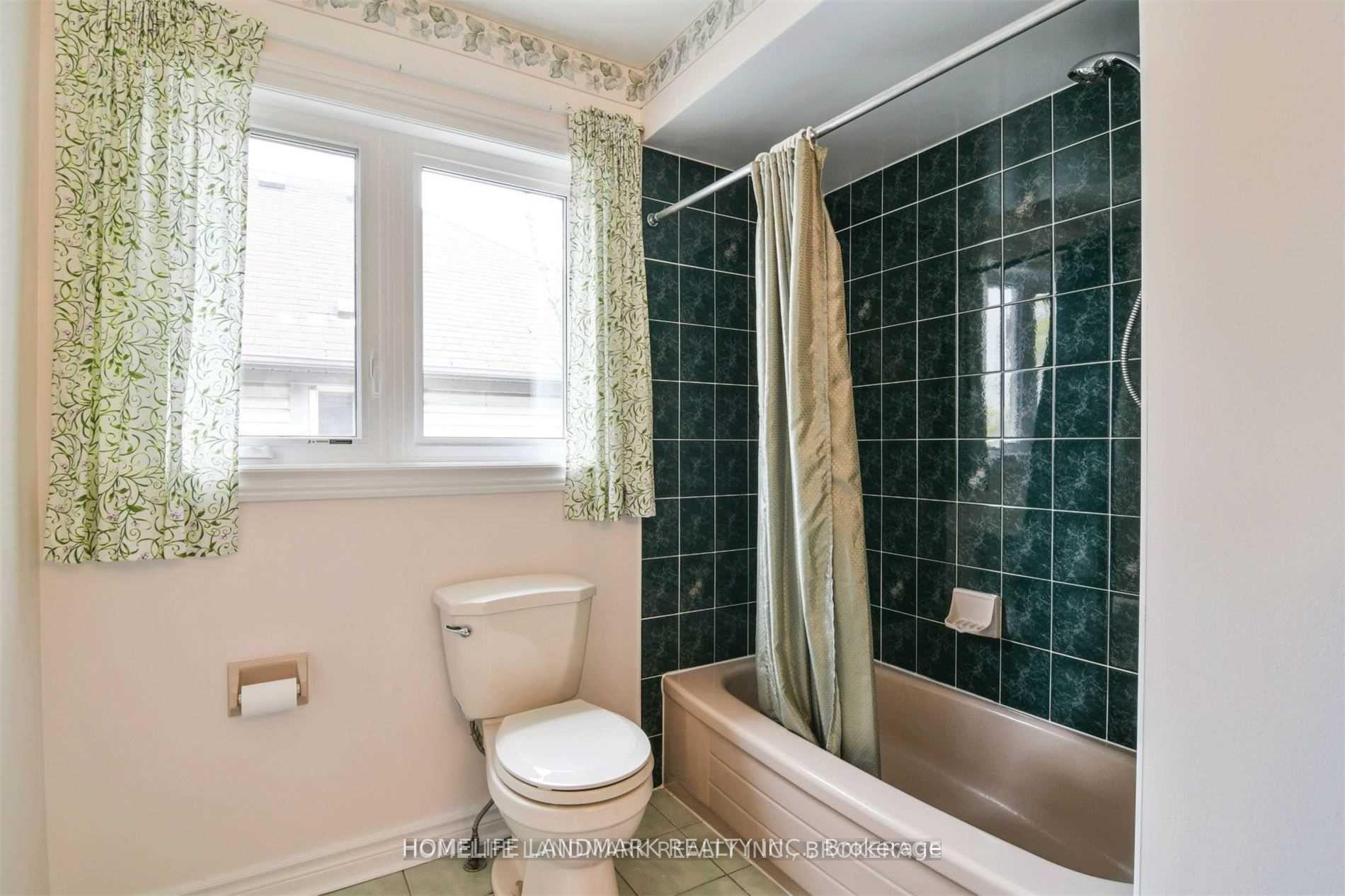 Photo 19 of 2914 Peacock Drive, Mississauga, Central Erin Mills — HOMEH