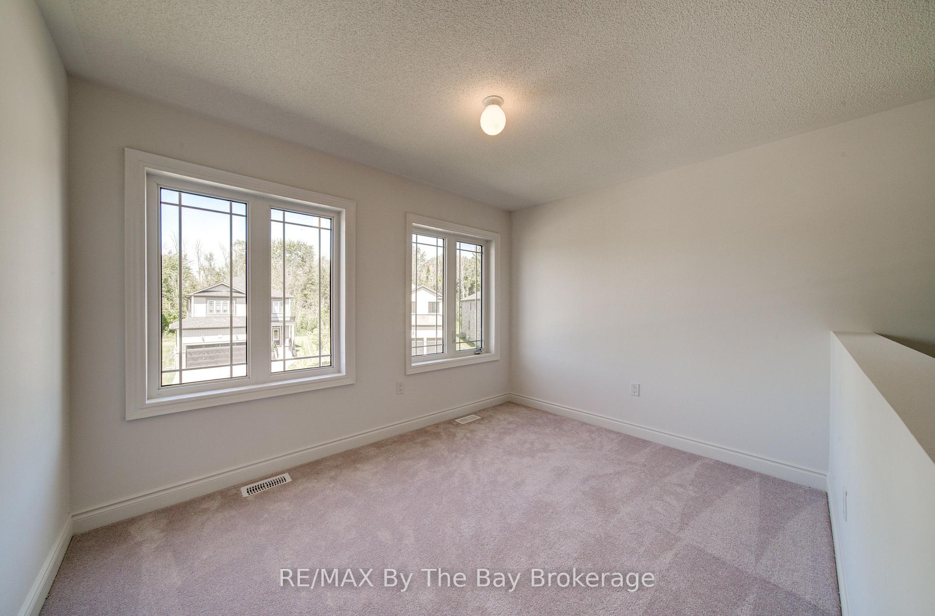 Photo 17 of 25 Amber Drive, Wasaga Beach — HOMEH