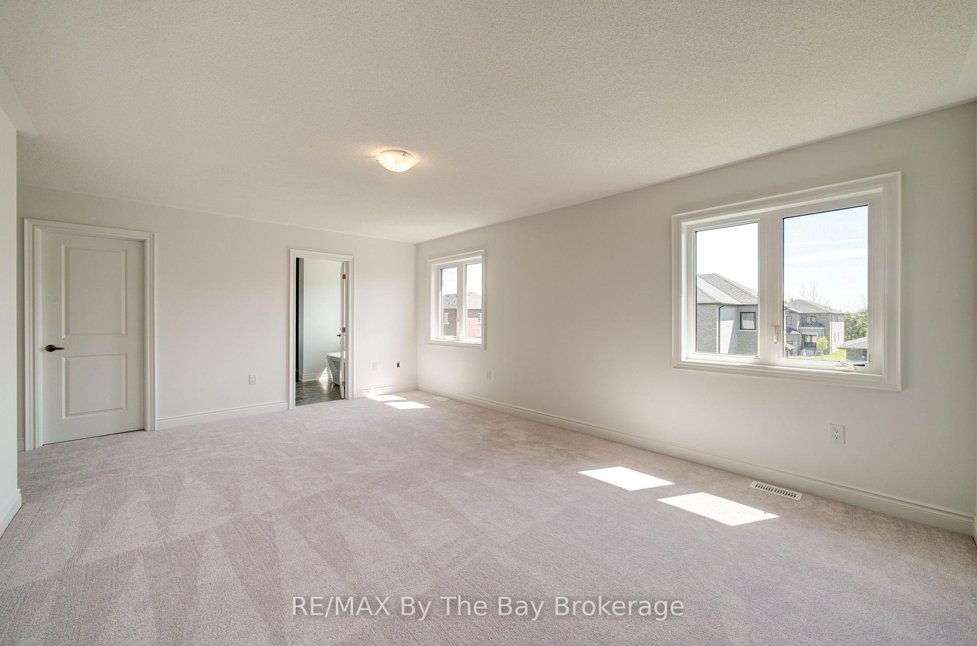 Photo 20 of 25 Amber Drive, Wasaga Beach — HOMEH
