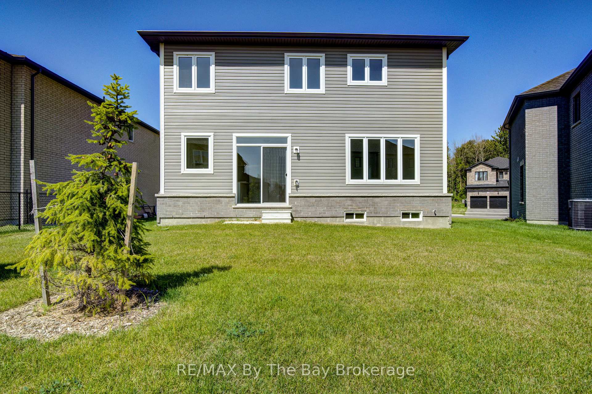Photo 33 of 25 Amber Drive, Wasaga Beach — HOMEH