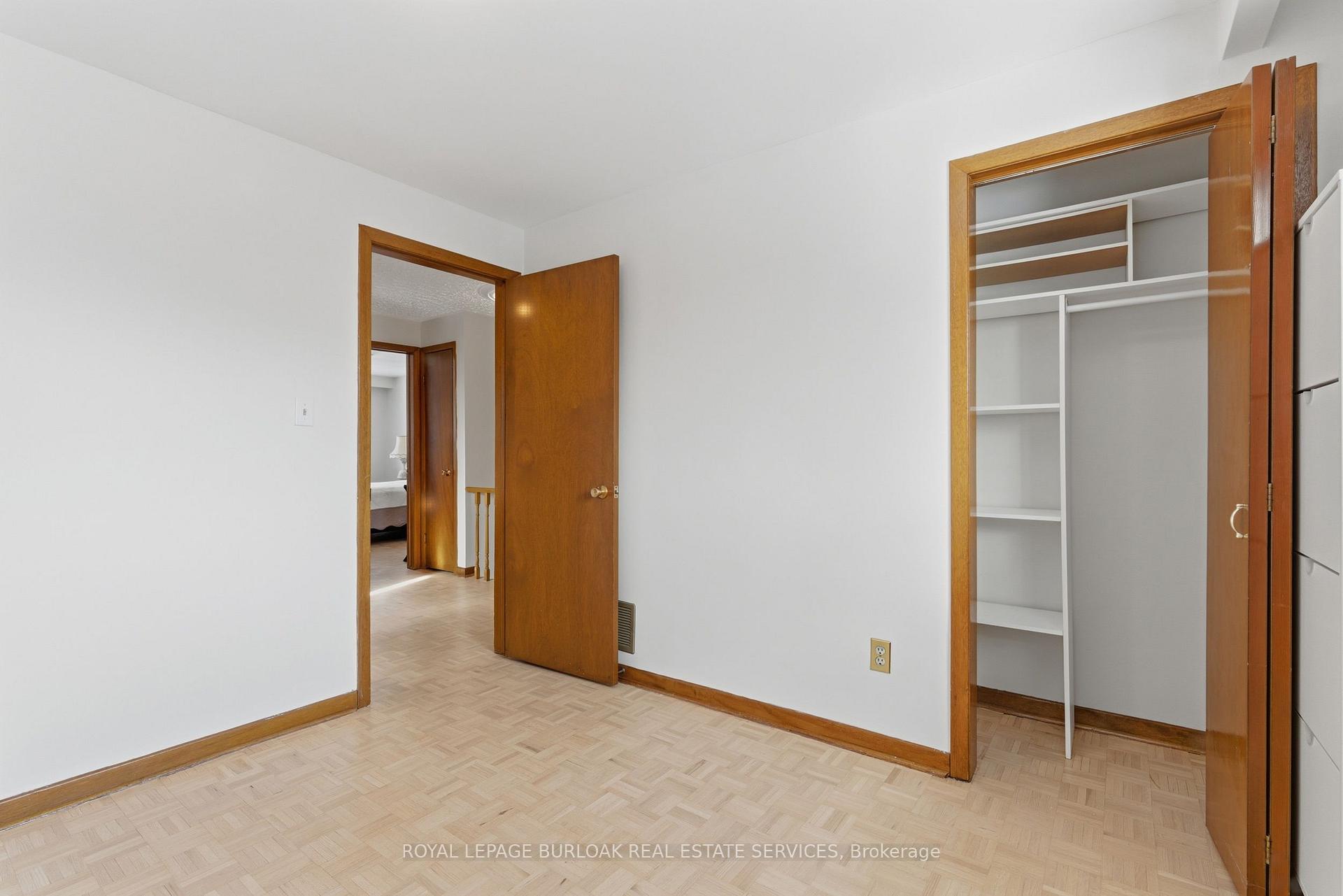 Photo 16 of 44 Browns Line, Etobicoke, Alderwood — HOMEH