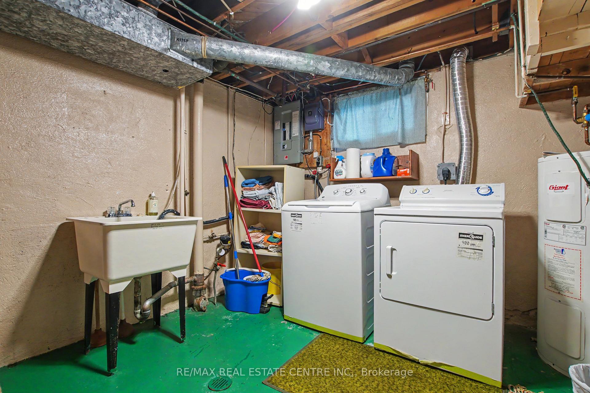 Photo 26 of 209 Franklin Street S, Kitchener, Fairview/Kingsdale — HOMEH