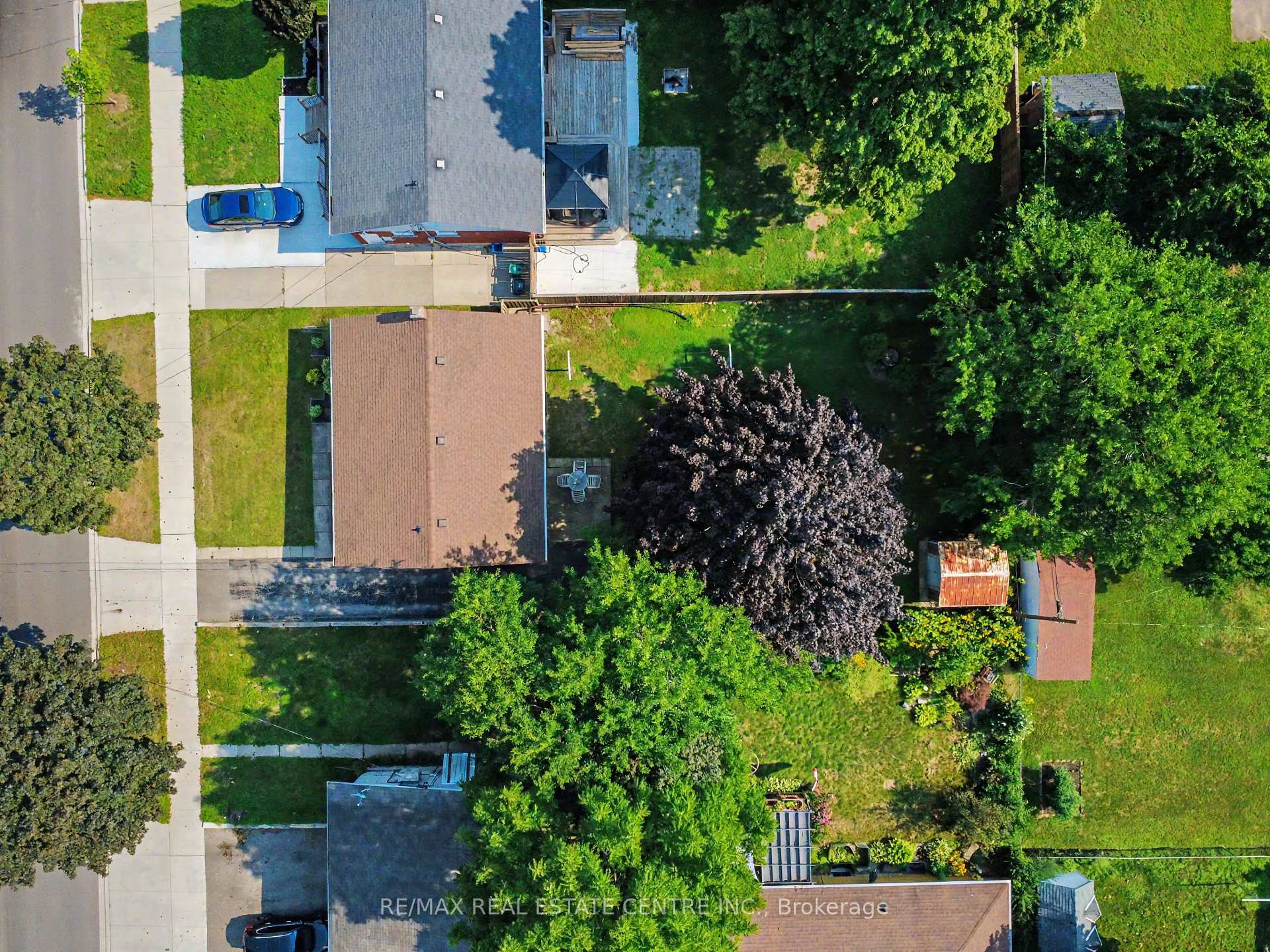 Photo 35 of 209 Franklin Street S, Kitchener, Fairview/Kingsdale — HOMEH