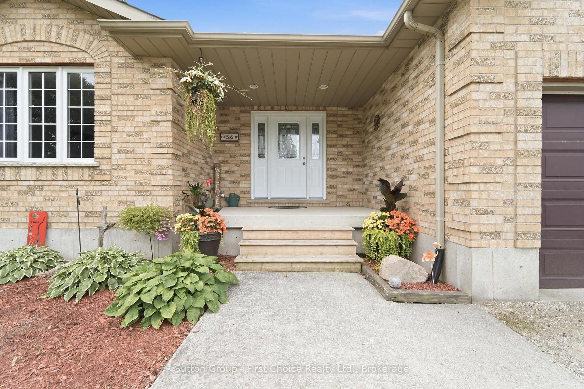 Photo 2 of 56 Huron Road, West Perth, Mitchell — HOMEH