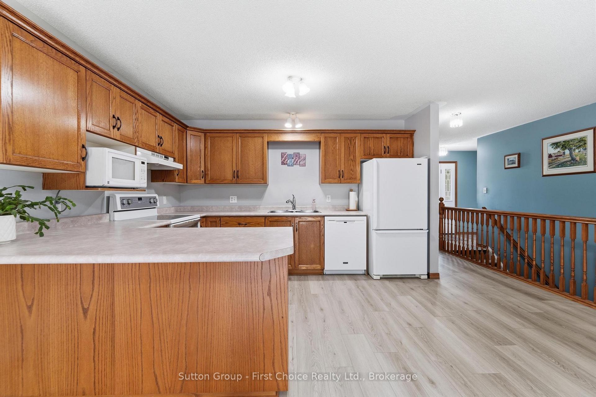 Photo 12 of 56 Huron Road, West Perth, Mitchell — HOMEH