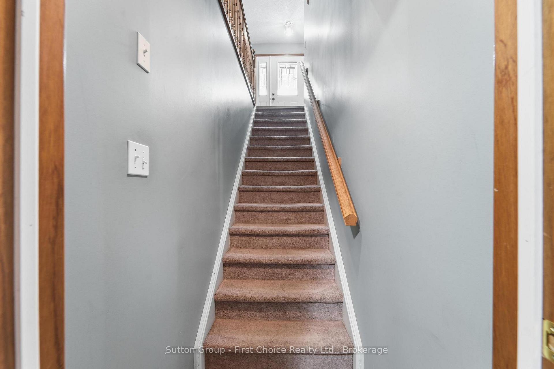 Photo 23 of 56 Huron Road, West Perth, Mitchell — HOMEH