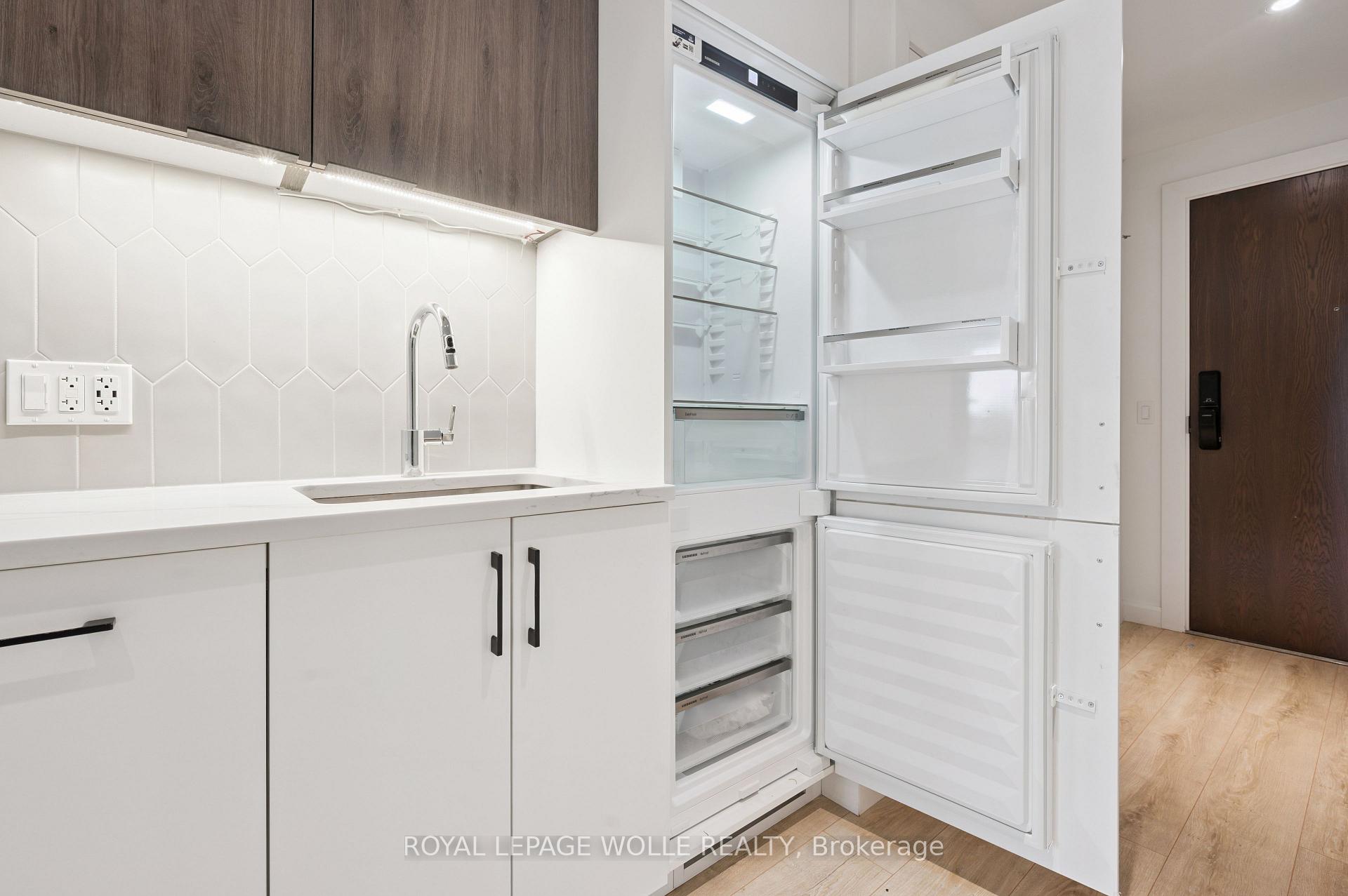 Photo 8 of Unit 304, 741 King Street W, Kitchener, KW Hospital — HOMEH