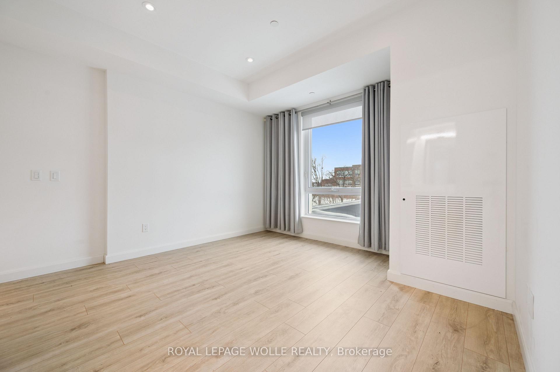 Photo 12 of Unit 304, 741 King Street W, Kitchener, KW Hospital — HOMEH