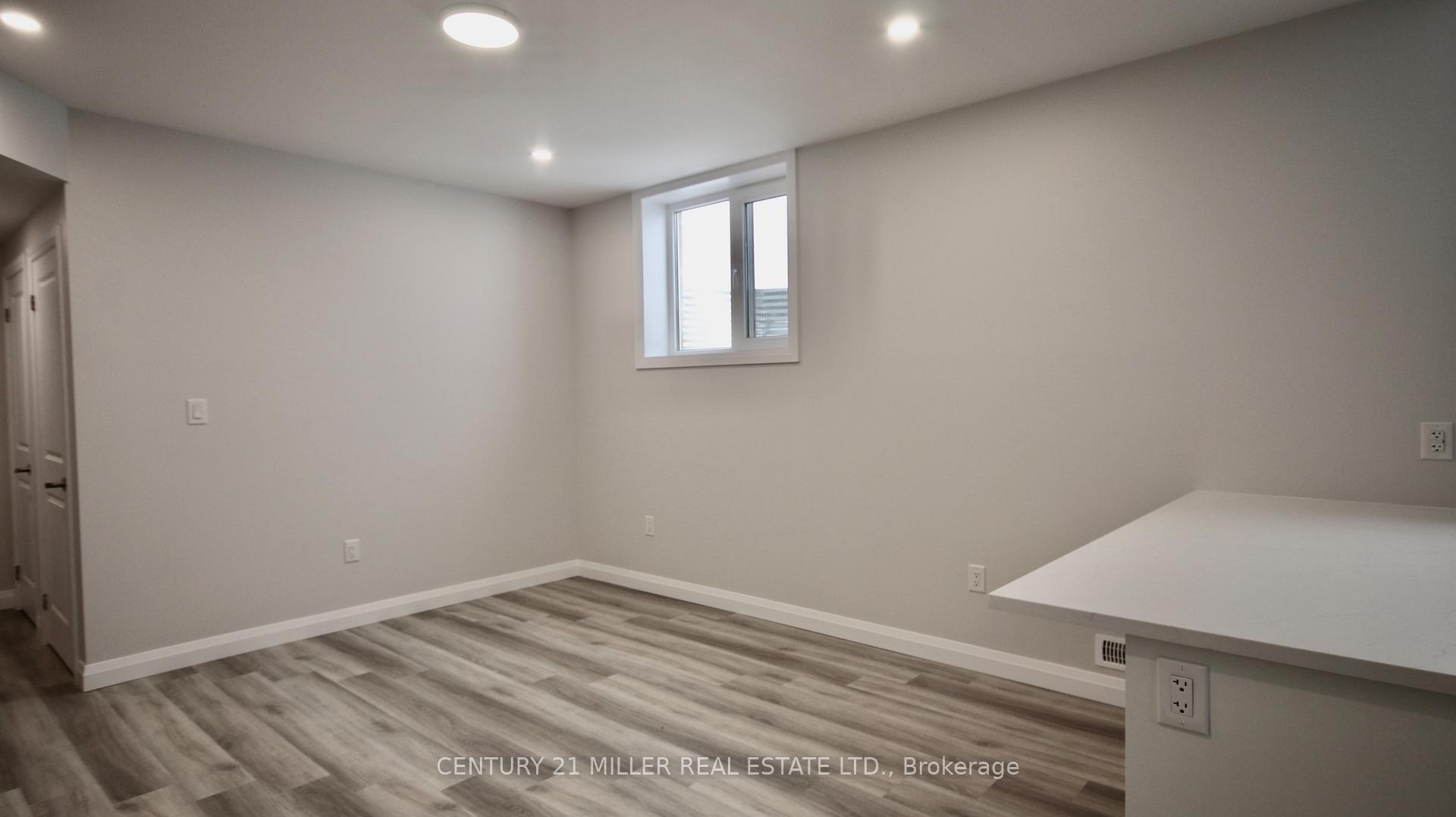 Photo 6 of 1160 Hobbs Drive, London, South U — HOMEH