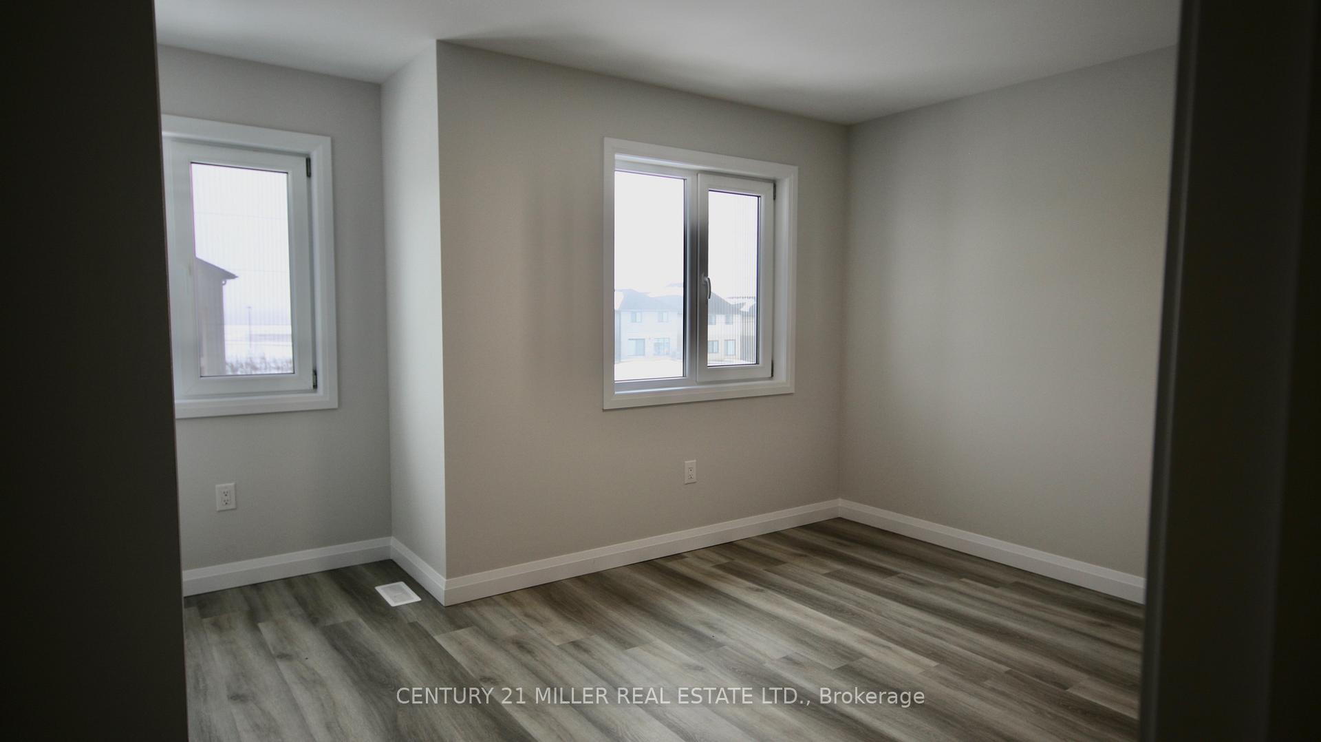 Photo 9 of 1160 Hobbs Drive, London, South U — HOMEH