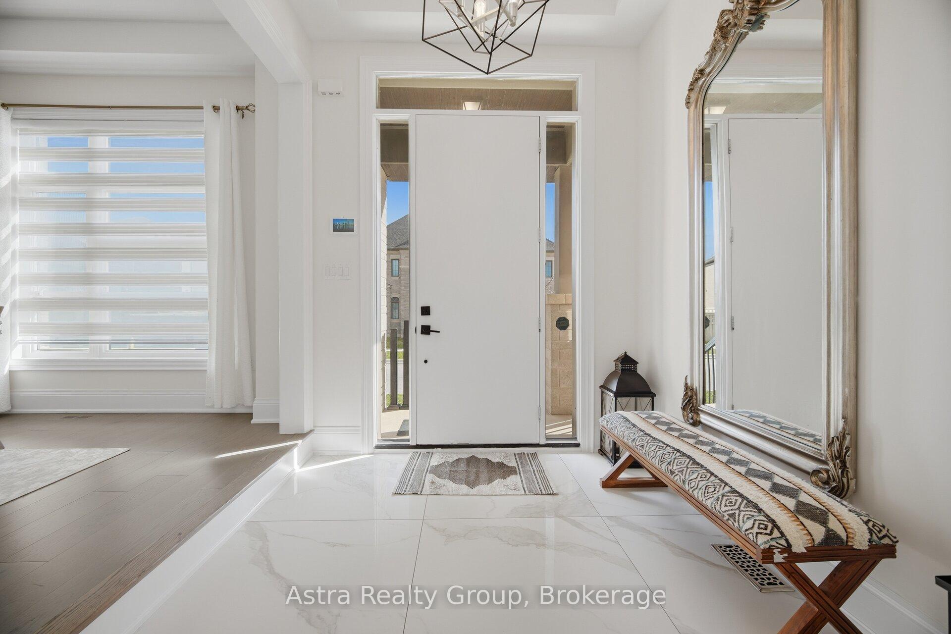 Photo 5 of 143 Ballantyne Boulevard, Vaughan, Vellore Village — HOMEH