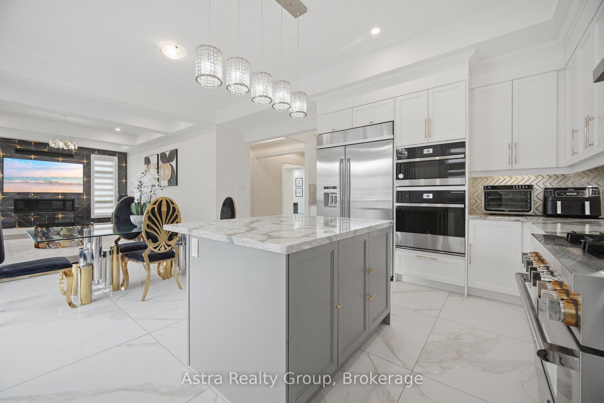 Photo 12 of 143 Ballantyne Boulevard, Vaughan, Vellore Village — HOMEH