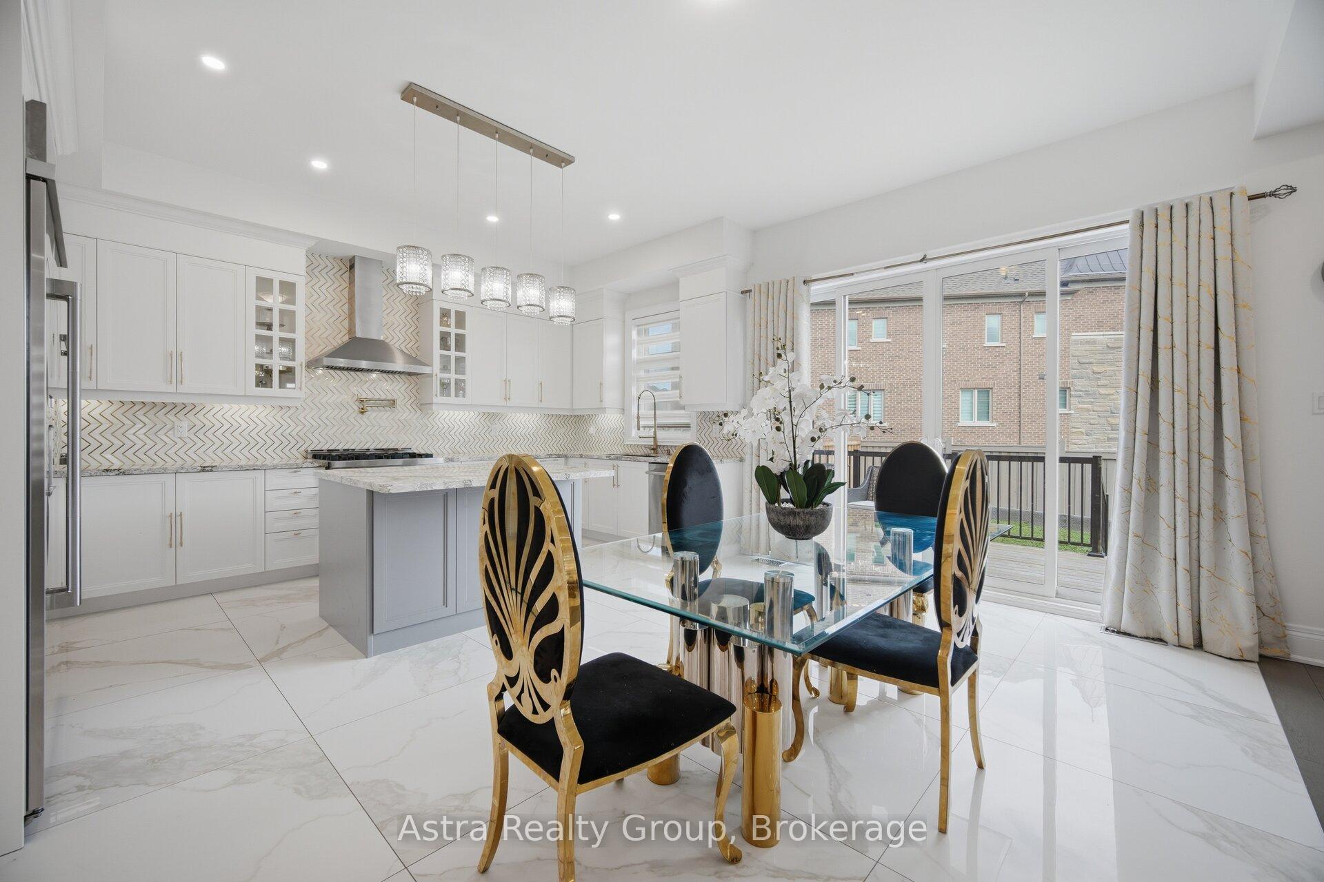 Photo 13 of 143 Ballantyne Boulevard, Vaughan, Vellore Village — HOMEH