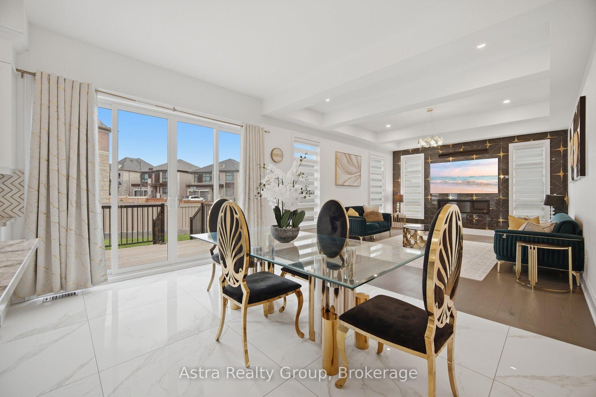 Photo 14 of 143 Ballantyne Boulevard, Vaughan, Vellore Village — HOMEH