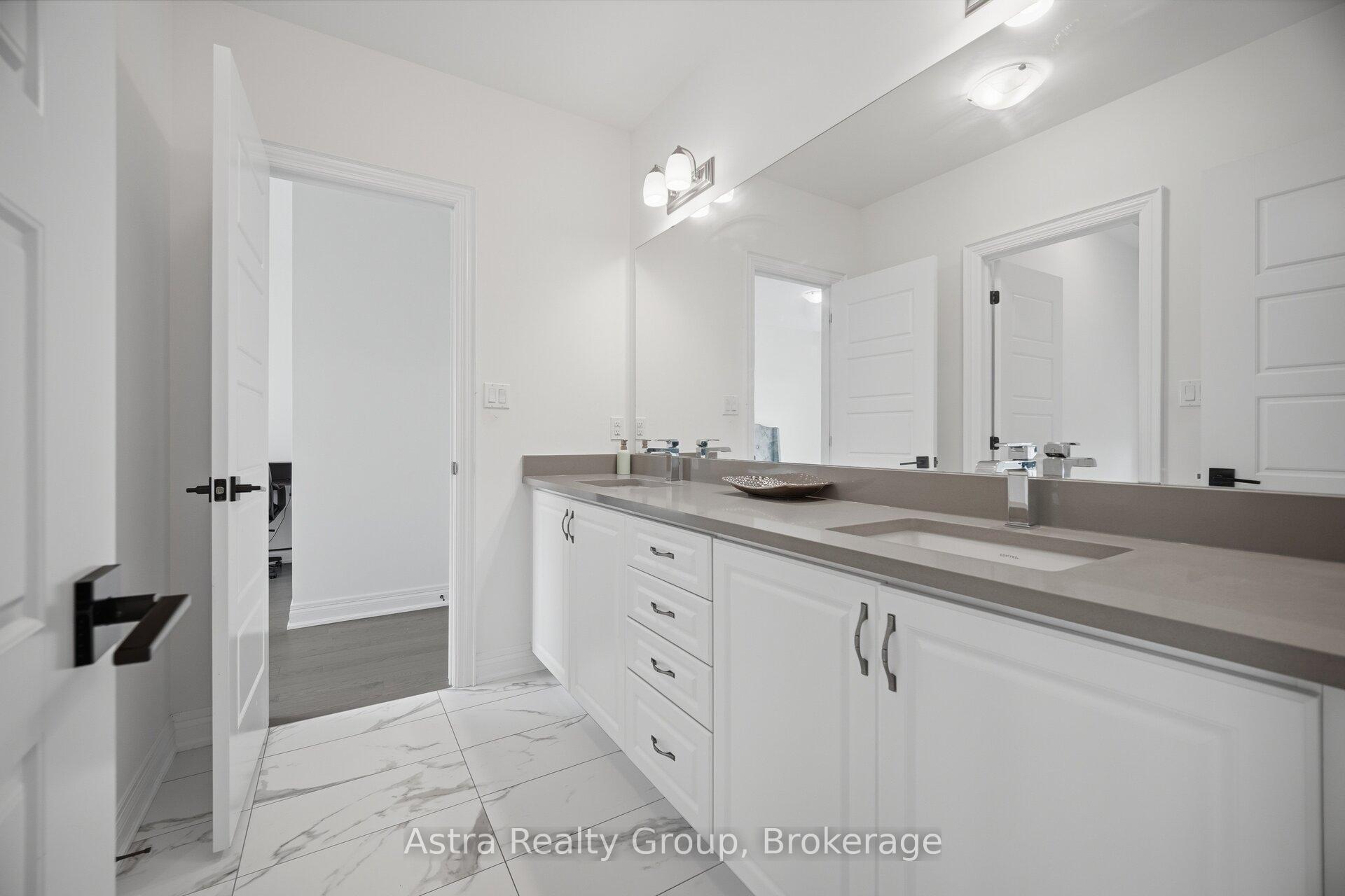 Photo 33 of 143 Ballantyne Boulevard, Vaughan, Vellore Village — HOMEH