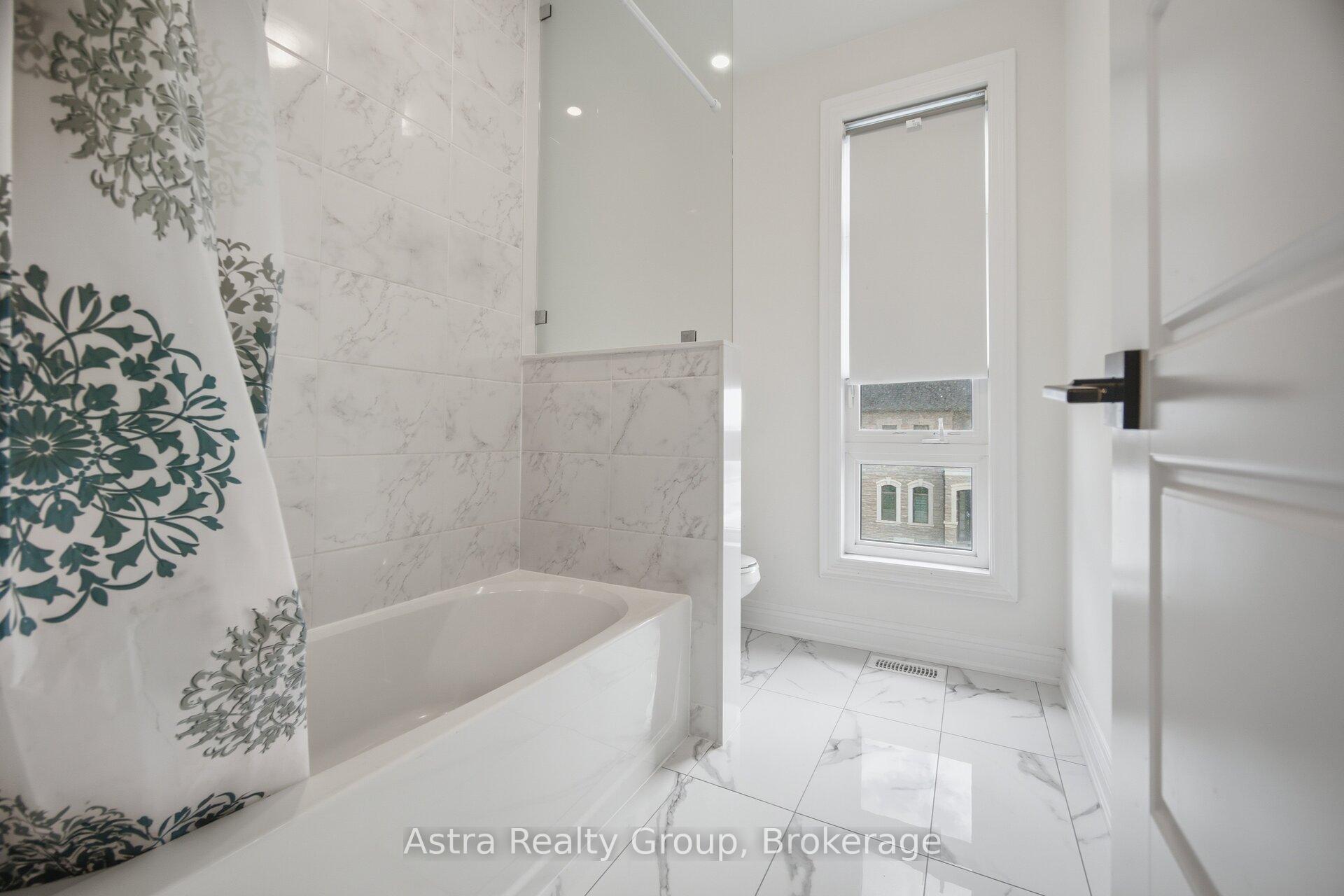 Photo 34 of 143 Ballantyne Boulevard, Vaughan, Vellore Village — HOMEH